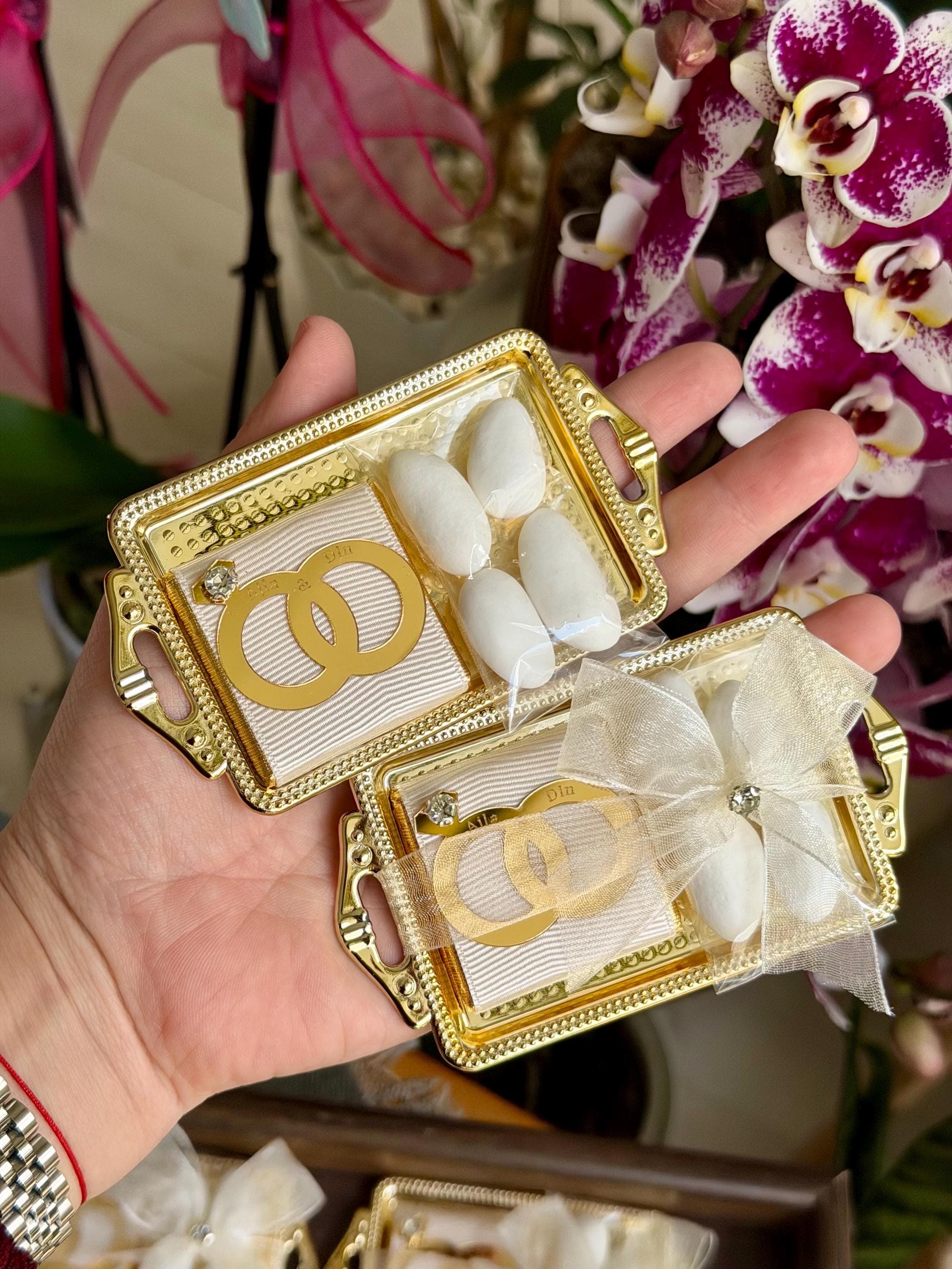 Mini tray of chocolate and almond candies; Personalized wedding favors - image 4