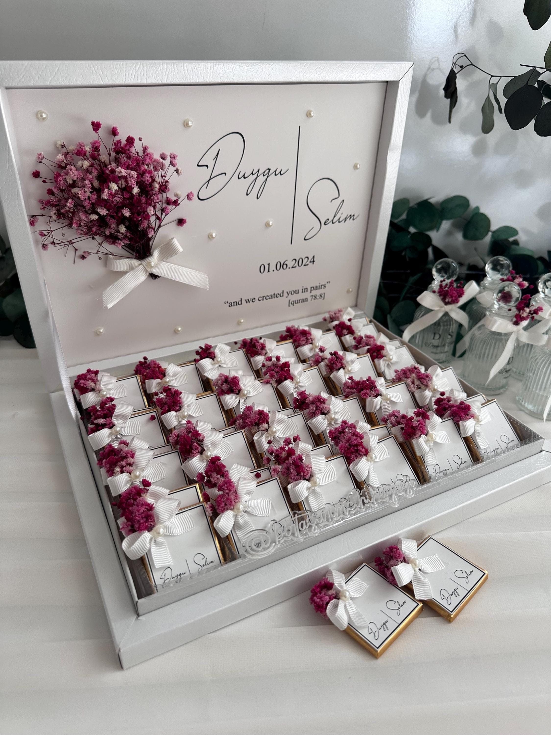 Personalized Wedding Chocolate Favors: Flower Decorated Box