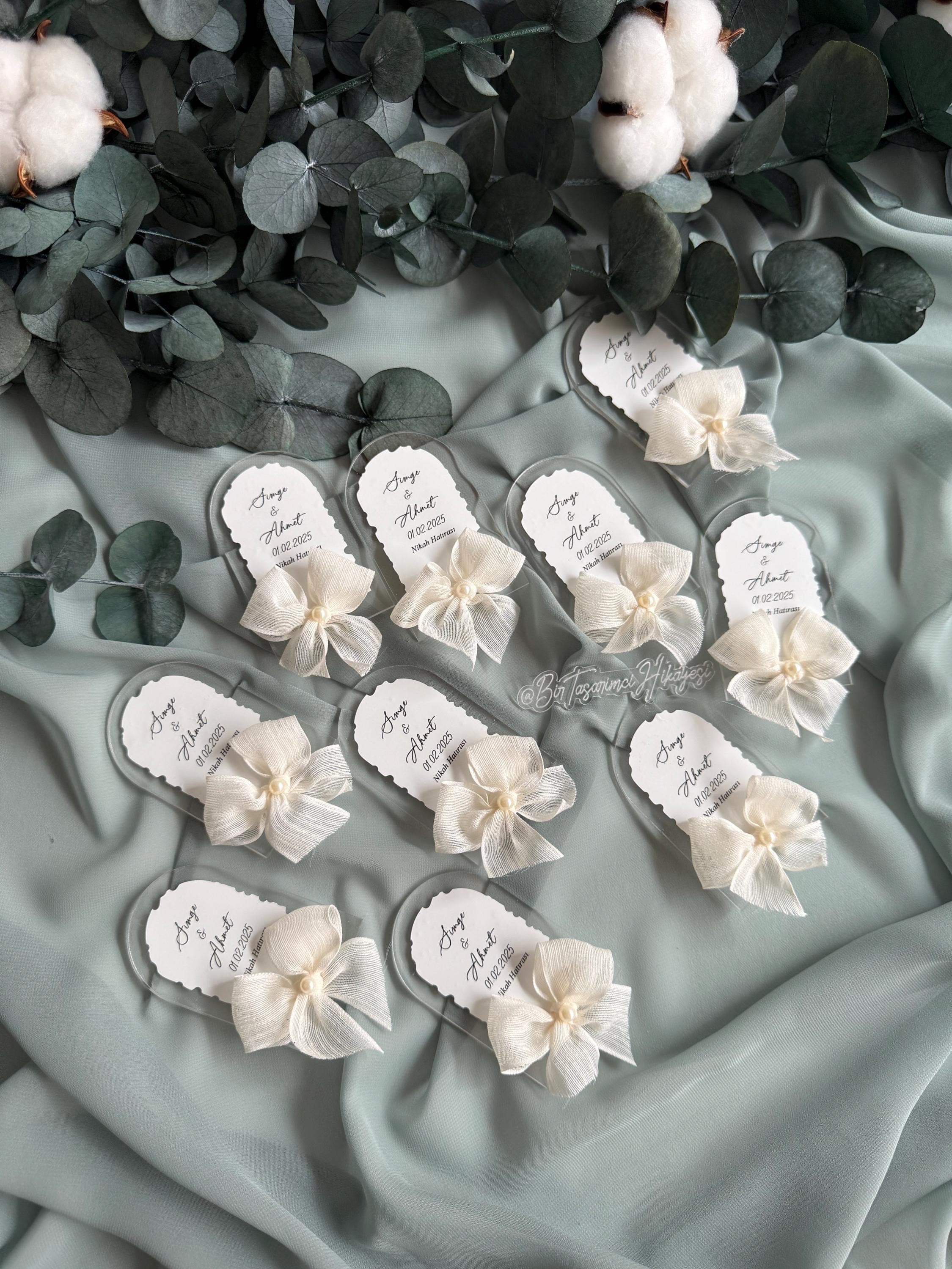Personalized Plexiglass Wedding Magnet Favors: Floral Engagement Gifts - image 3