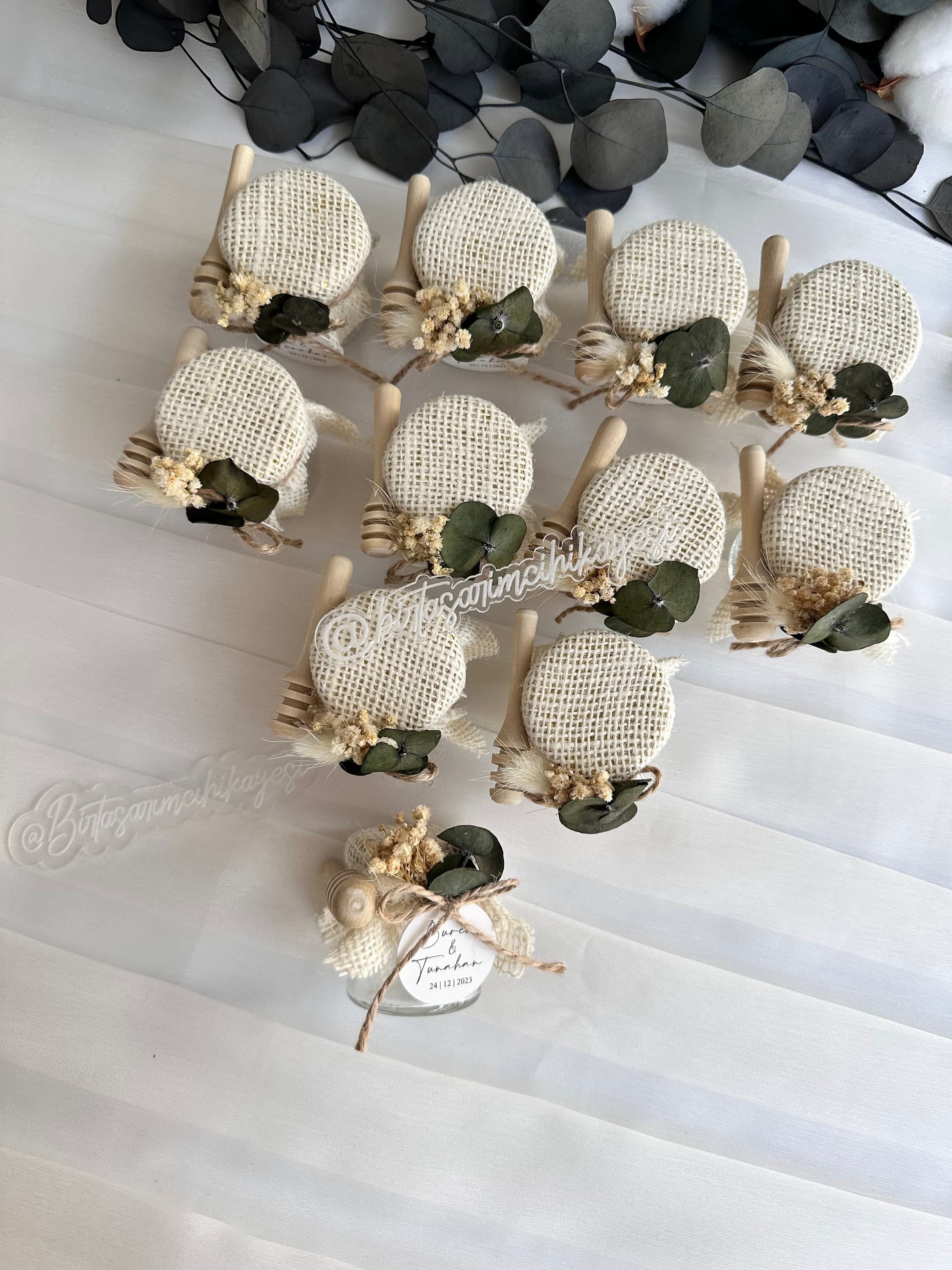 Luxury Honey Jar Favors: Personalized Wedding & Baby Shower Favors - image 5