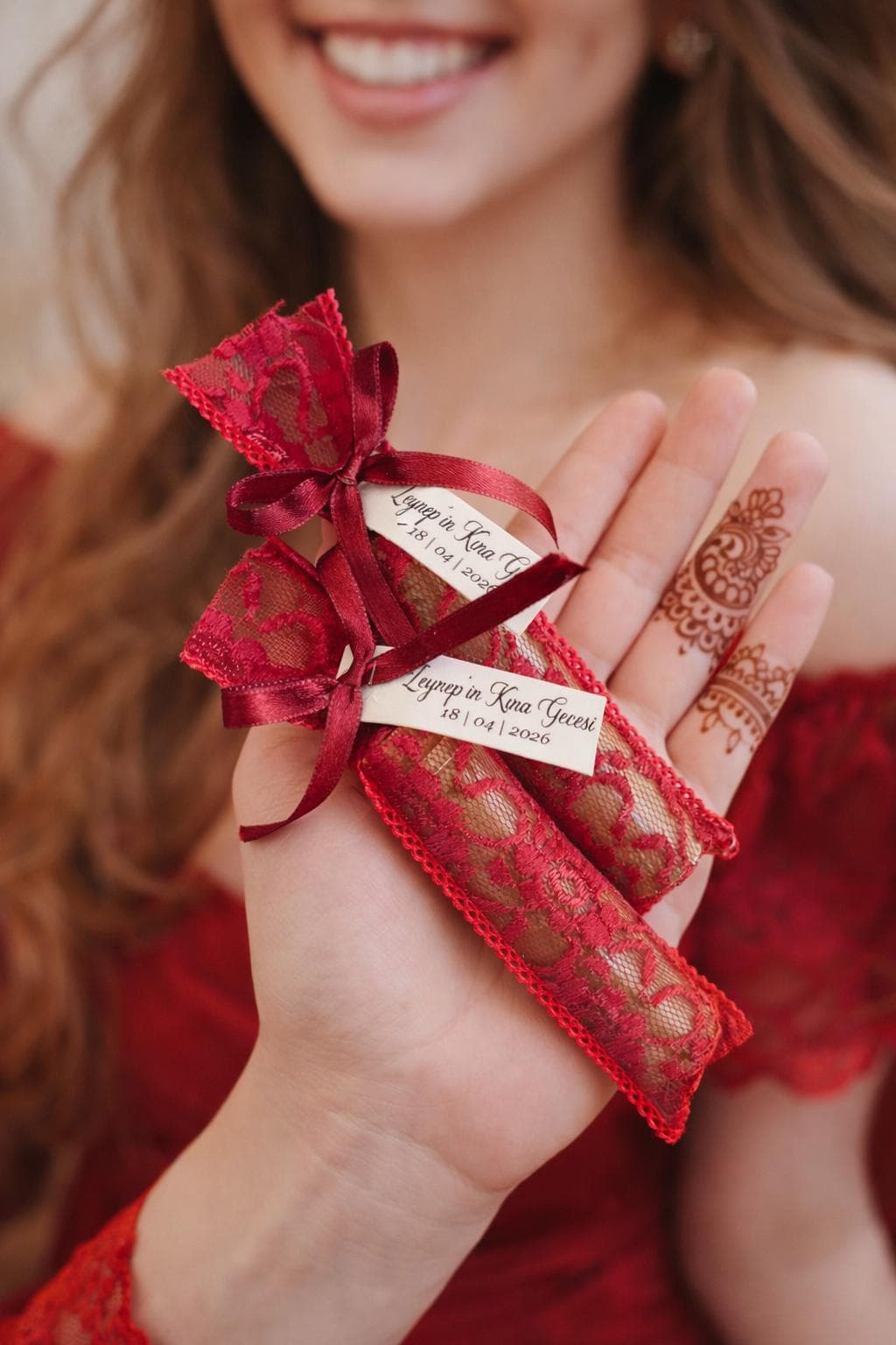 personalized henna bottle: Custom Wedding Henna Favors, Bride party favor