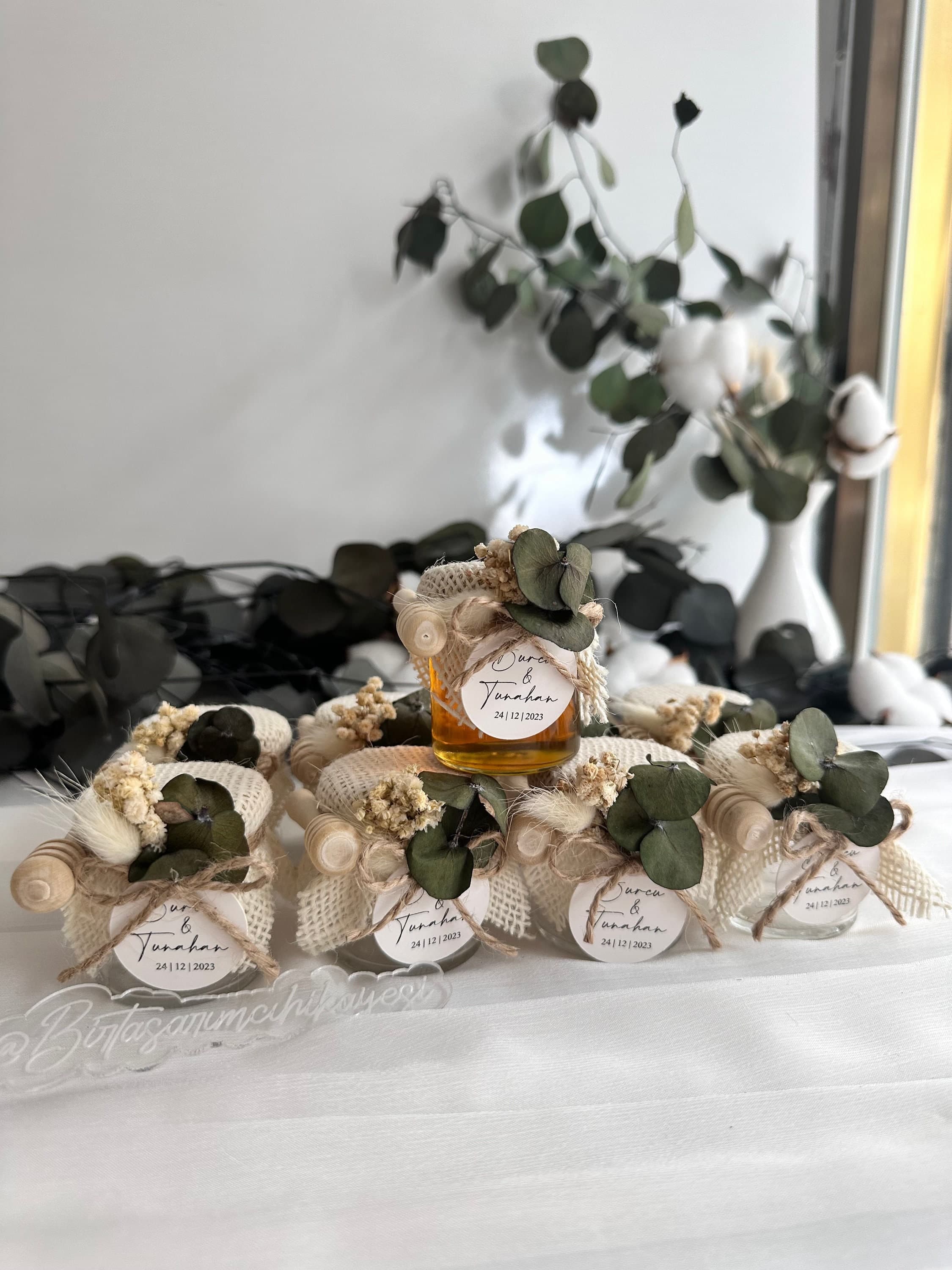 Luxury Honey Jar Favors: Personalized Wedding & Baby Shower Favors
