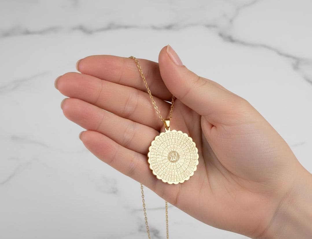 99 names of Allah written wonderful Necklace can be worn every day. It is made by hand in our workshop with care. All our jewelry is the most elegant choice for the bridesmaids, friends, your loved ones and for yourself. It is also a fact that silver jewelry improves blood circulation and provides electricity and makes you feel awake.