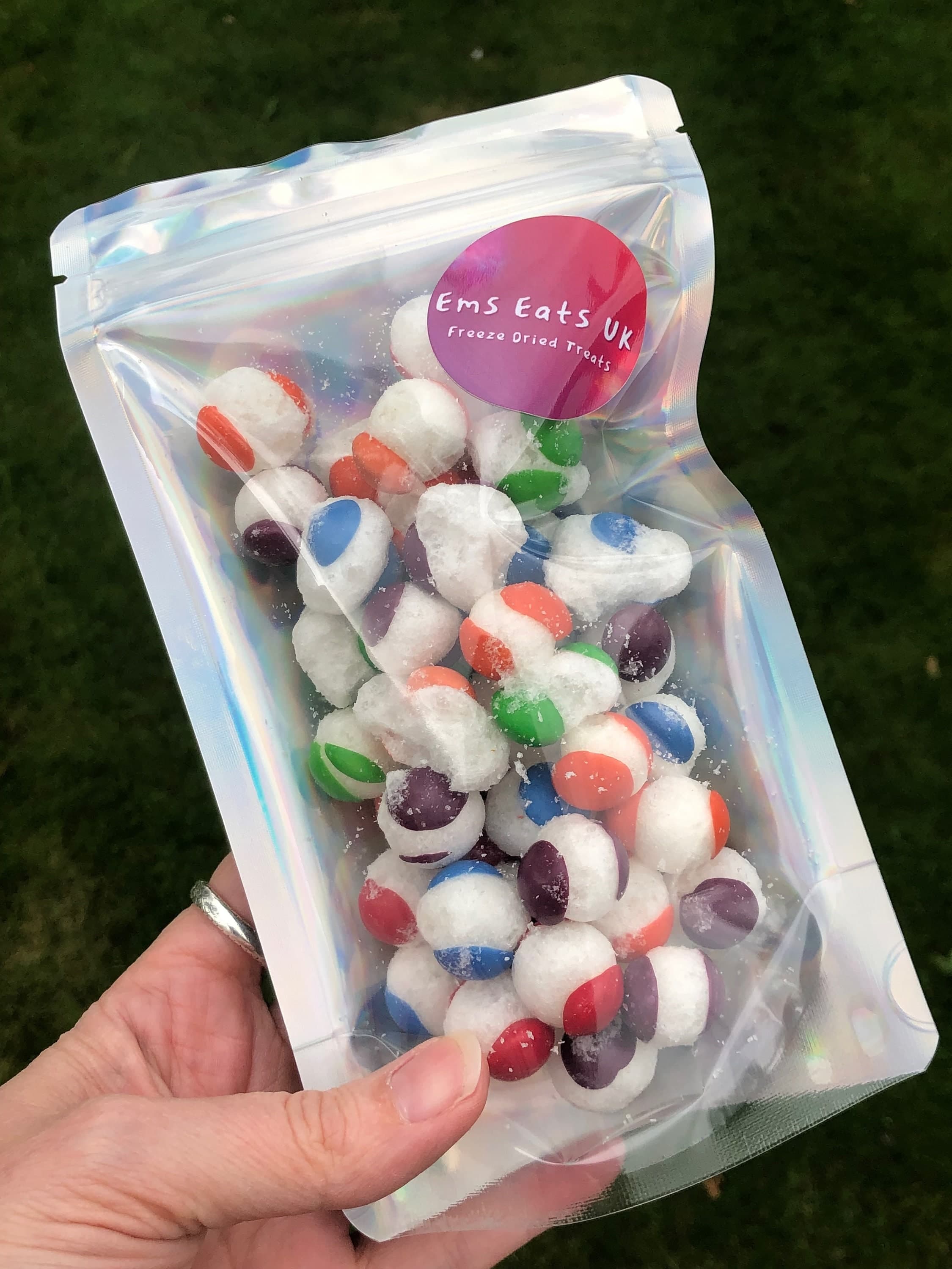 UK Freeze Dried  Dark Fruit Balls - Amazingly Crunchy|Halal|Vegan|Thank you presents|Party Bag Ideas|Hens Party|Halloween|Christmas - image 4