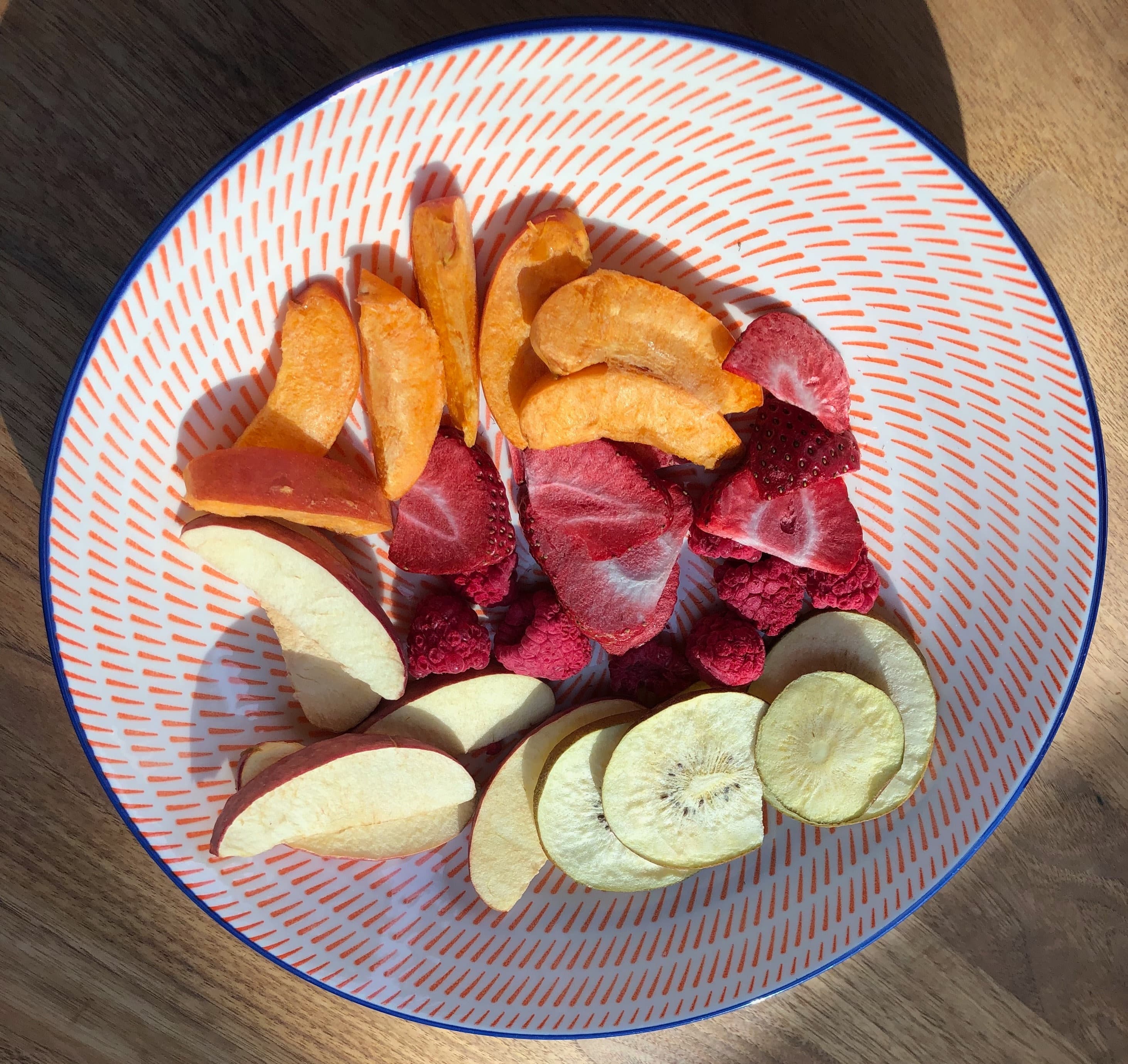 Freeze Dried Strawberries  - A healthy alternative snack!  Produced in the UK.  Not dehydrated.  Smoothies, breakfast, cereal - image 4