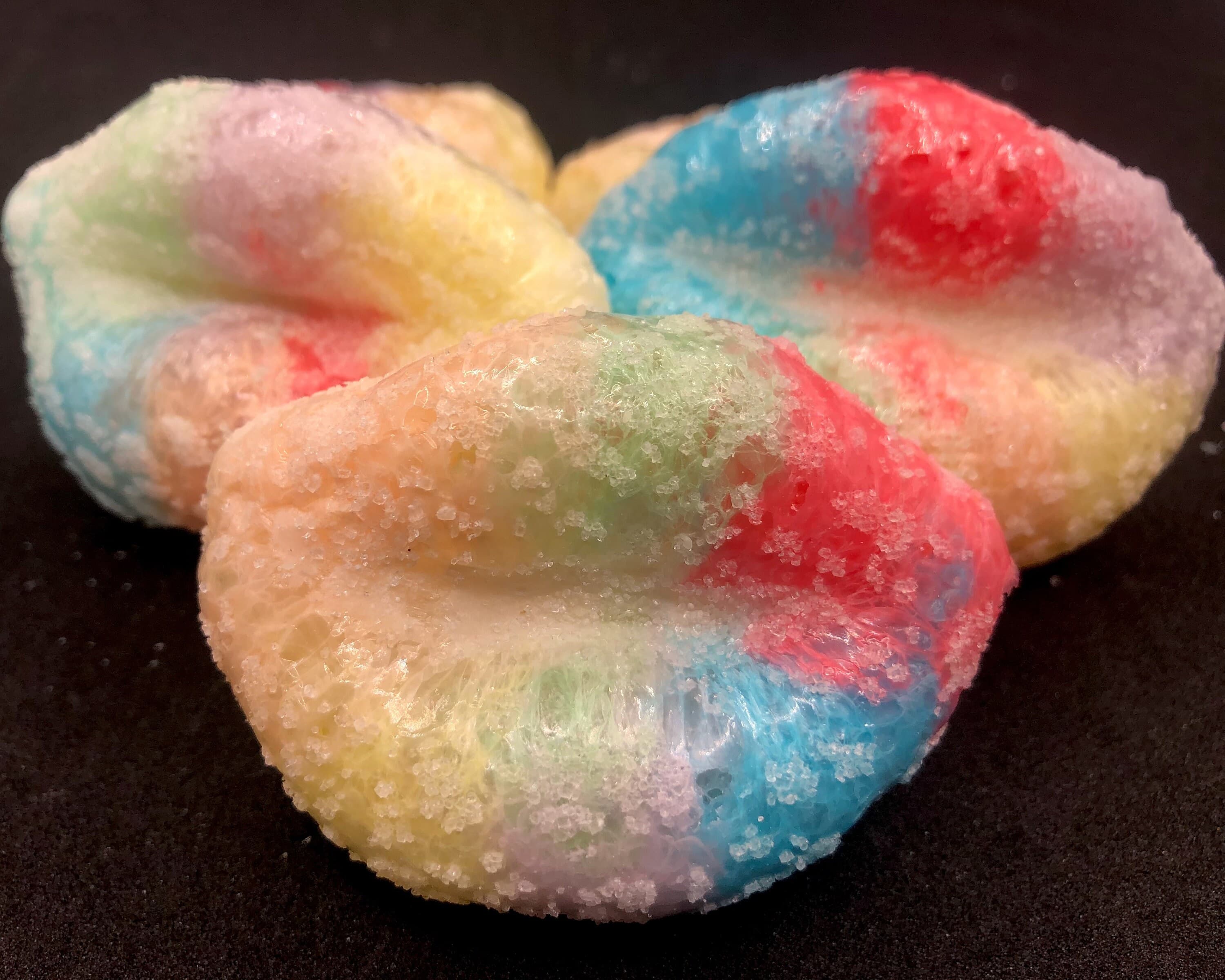 UK Freeze Dried Sour Rainbow Lips - Perfect for Valentines Day!  Delicious candy/sweets for your sweetheart, Perfect gift, present, halal. - image 3
