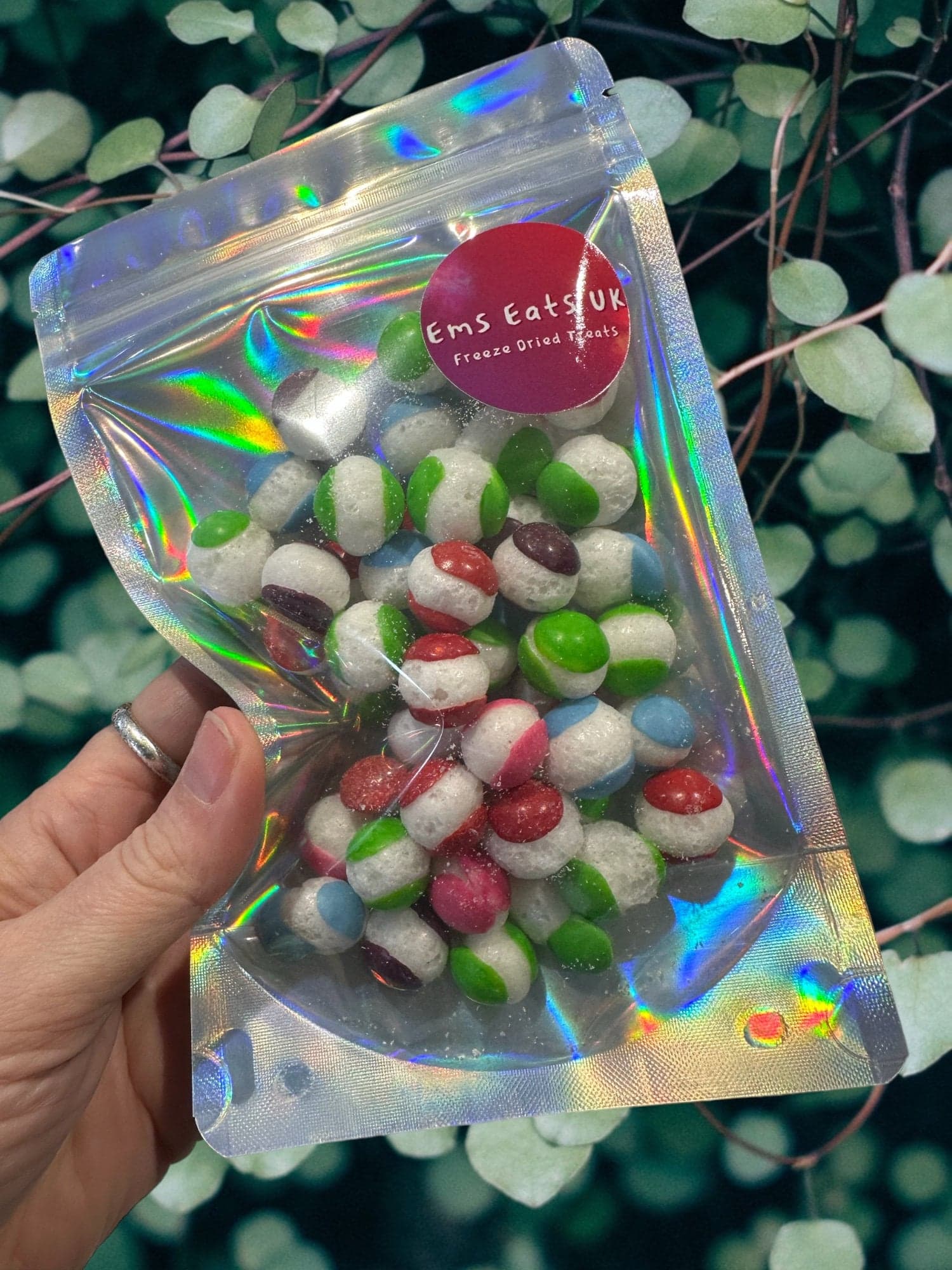UK Freeze Dried  Wild Berry Fruit Balls - crunchy with a popping berry flavour, freeze dried sweets, vegan sweets, halal sweets, sweet cones - image 3