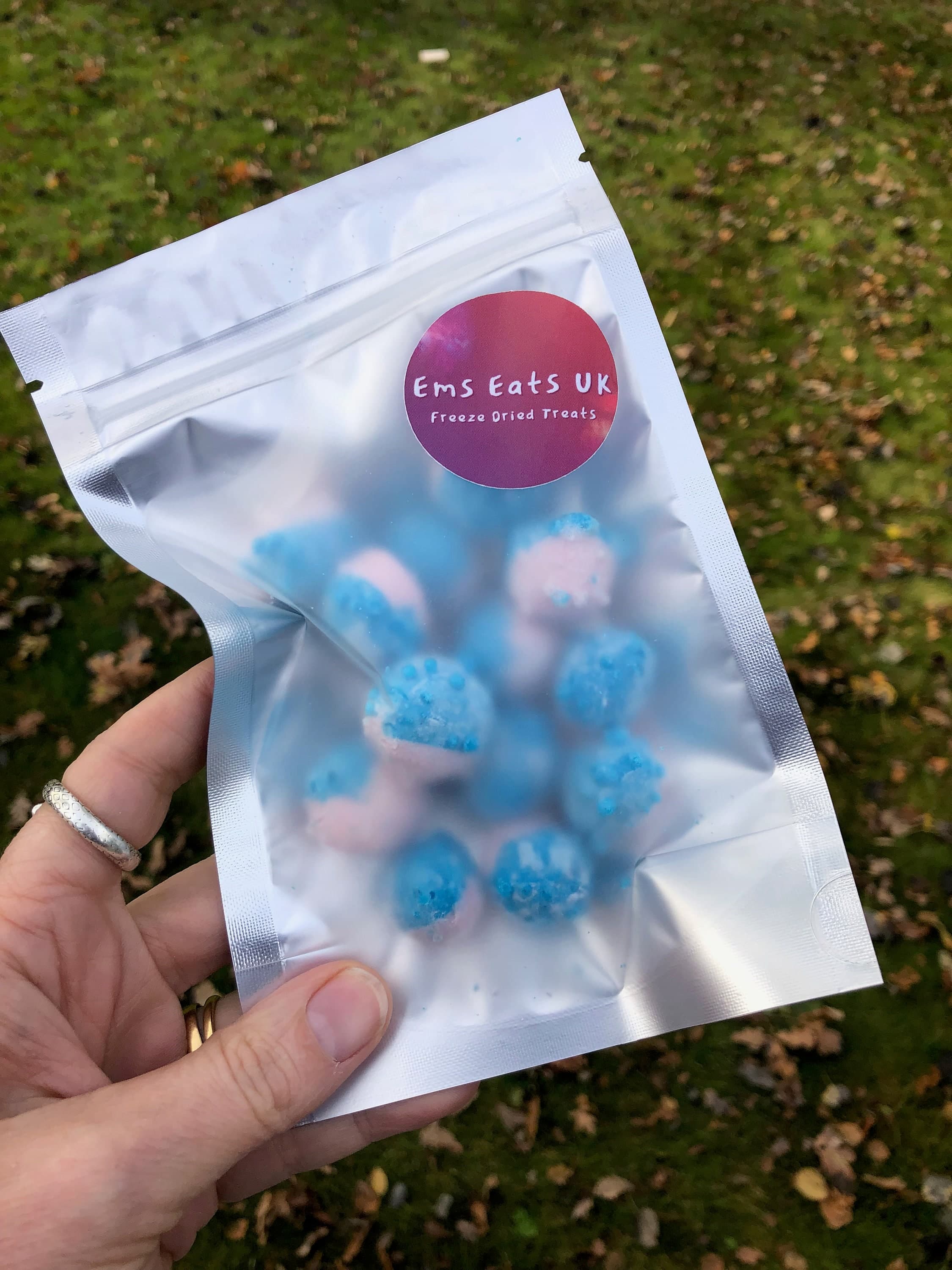 UK Freeze Dried Blue Raspberry Bon Bons - British Retro Sweets|Blue Raspberry Flavour|Party Bag Ideas|Crunchy Sweets|Thank you present|candy - image 4
