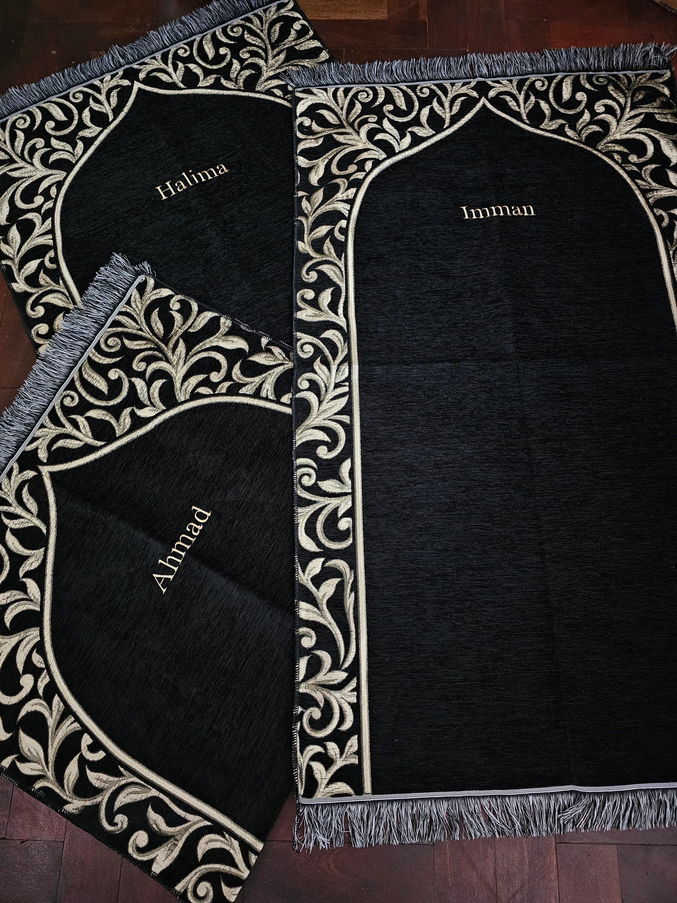 Premium Personalised Prayer Mat – Luxurious Custom Adult Sajada with Name Embroidery | Islamic Gift for Eid, Nikah, Ramadan, Shahada