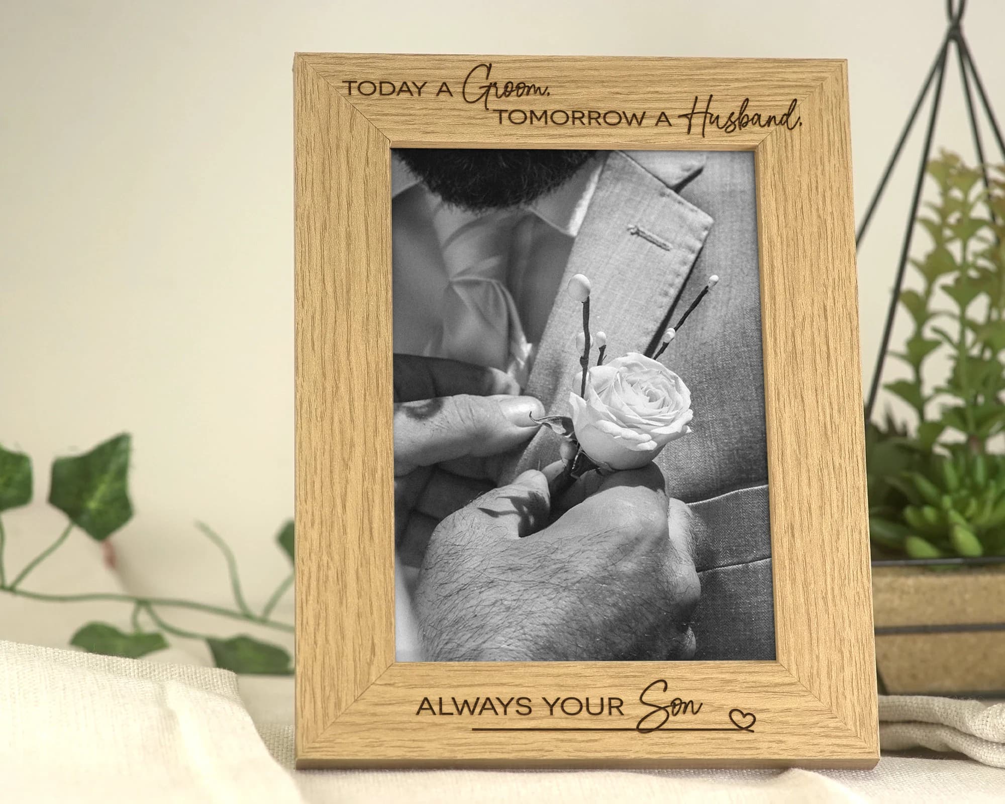 Wedding Favour Gift | Father of the Bride/Groom | Wooden Engraved Wedding Day Frame