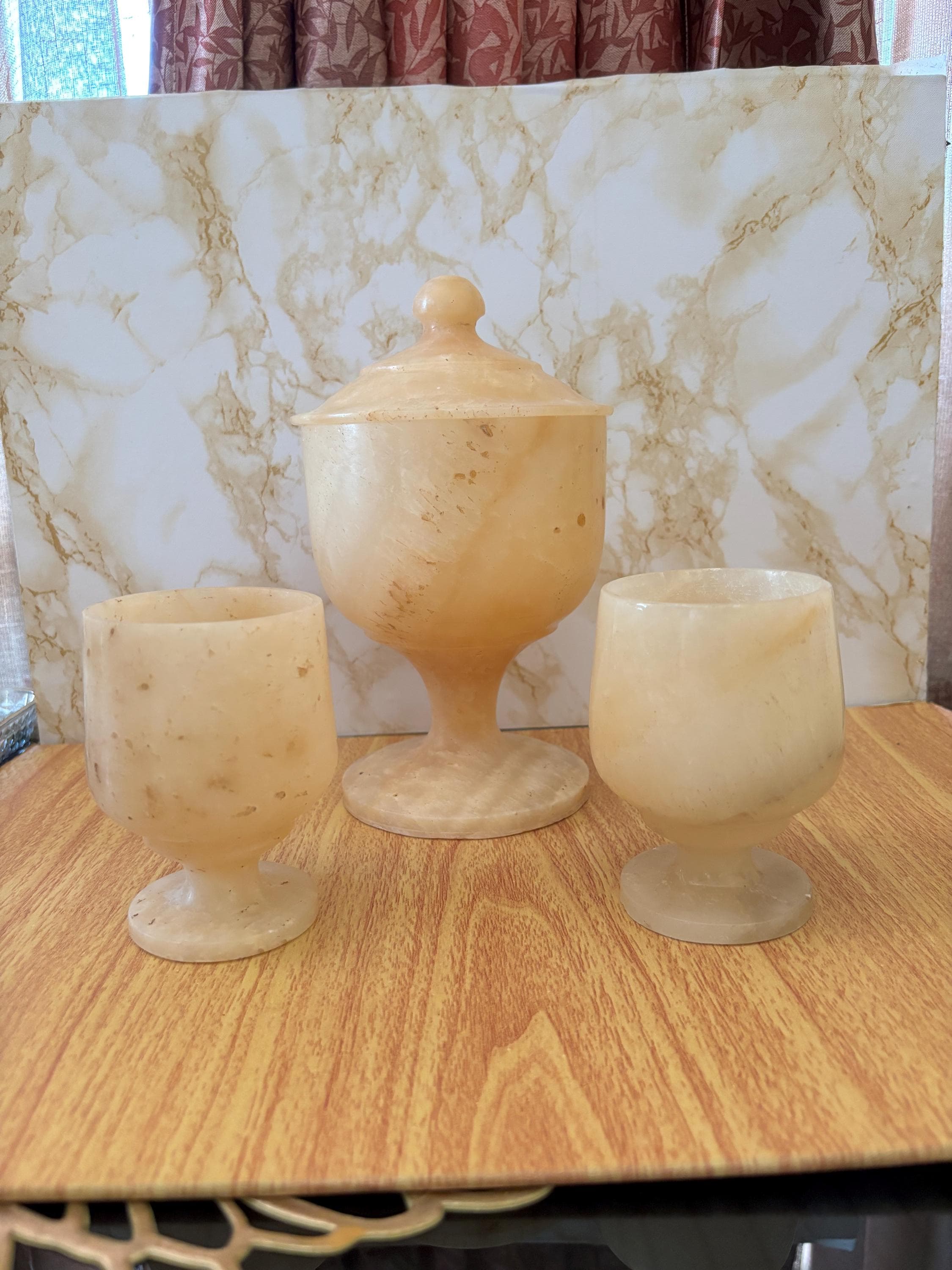 Hand-Carved Natural Onyx Marble Goblets with Lidded Vessel, Vintage Home Accent - image 4