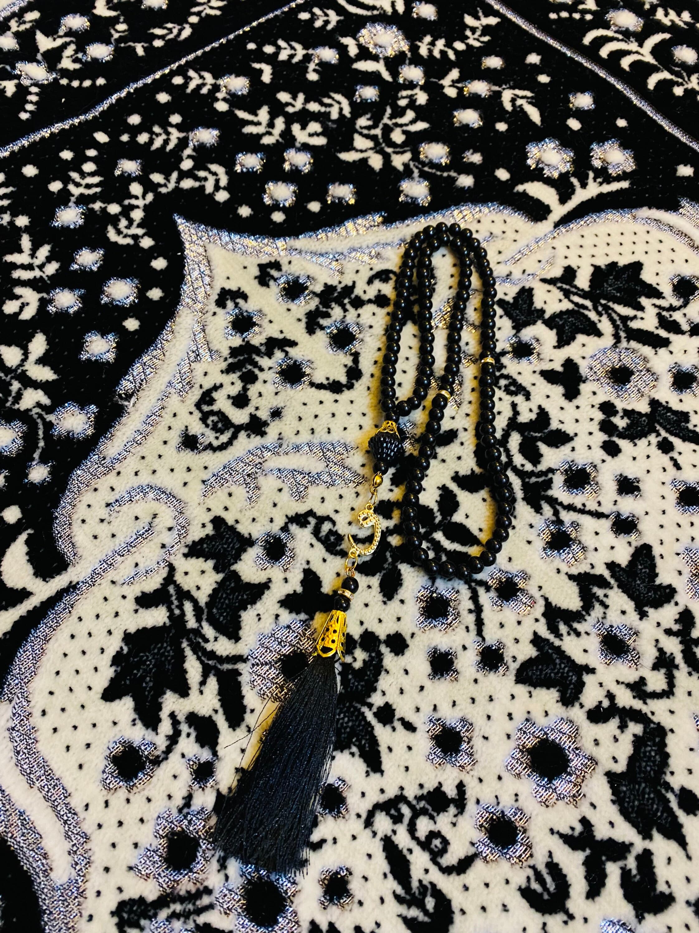 Luxury Prayer Rug Sejhade: Islamic Gift with Pearl Tasbeeh - image 5