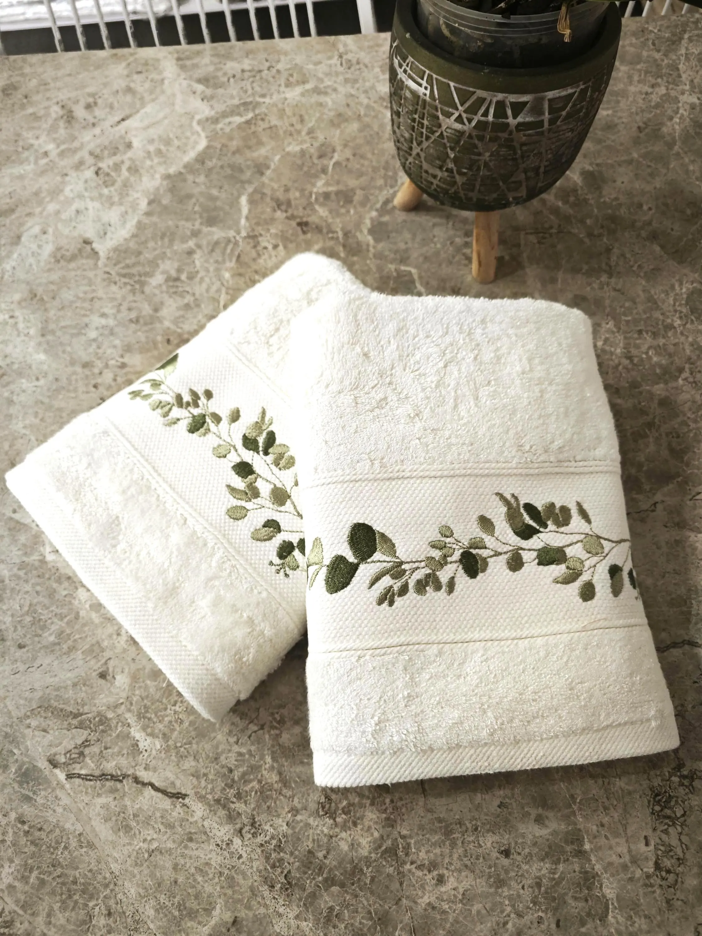 Embroidered Bamboo Cotton Hand Towel, Floral Botanical Design, Spring Decor Gift, Personalized Towel - image 4