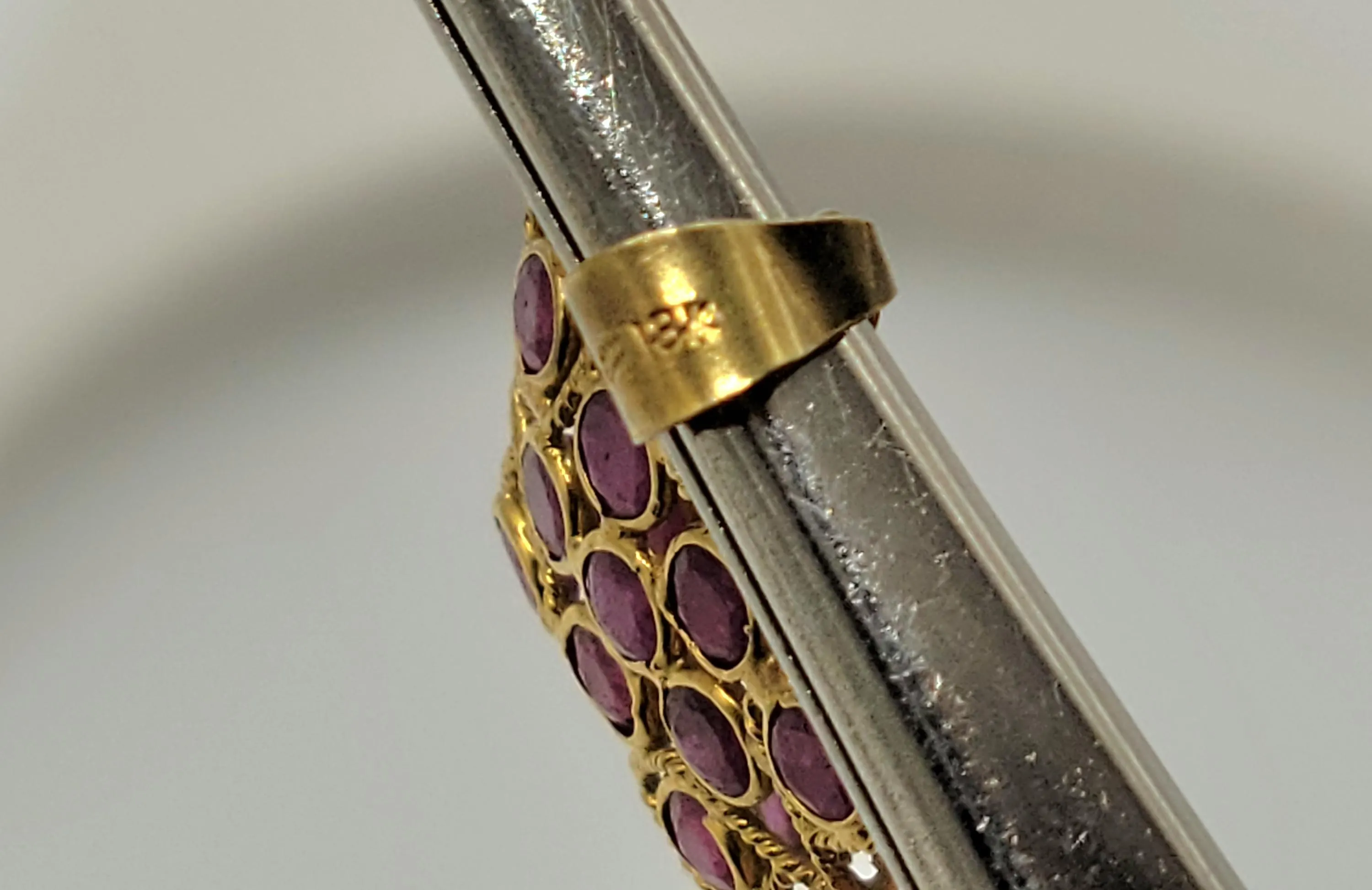 Vintage 18K Gold Ruby Star Pendant - image 4