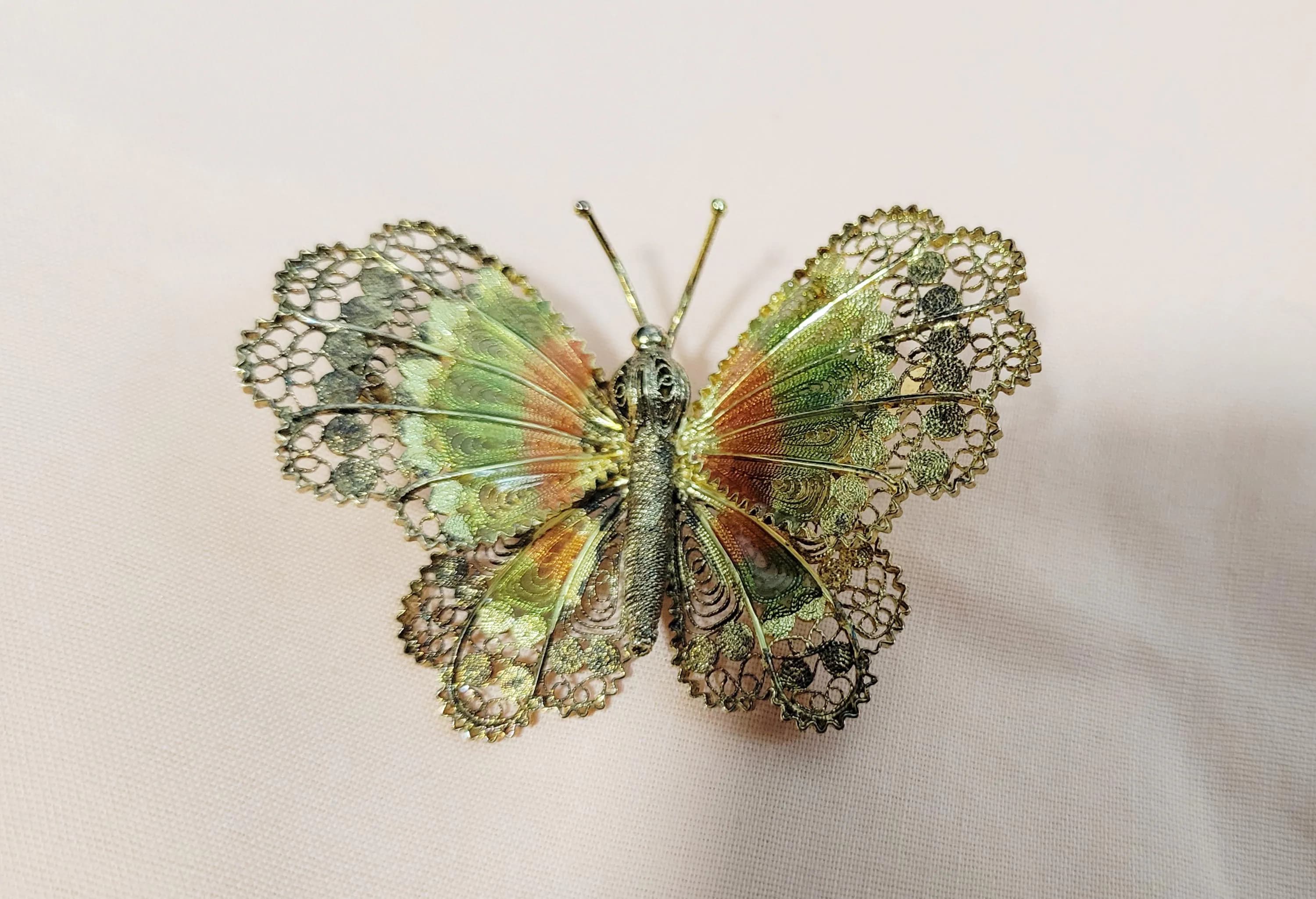Vintage 800 silver filigree butterfly brooch