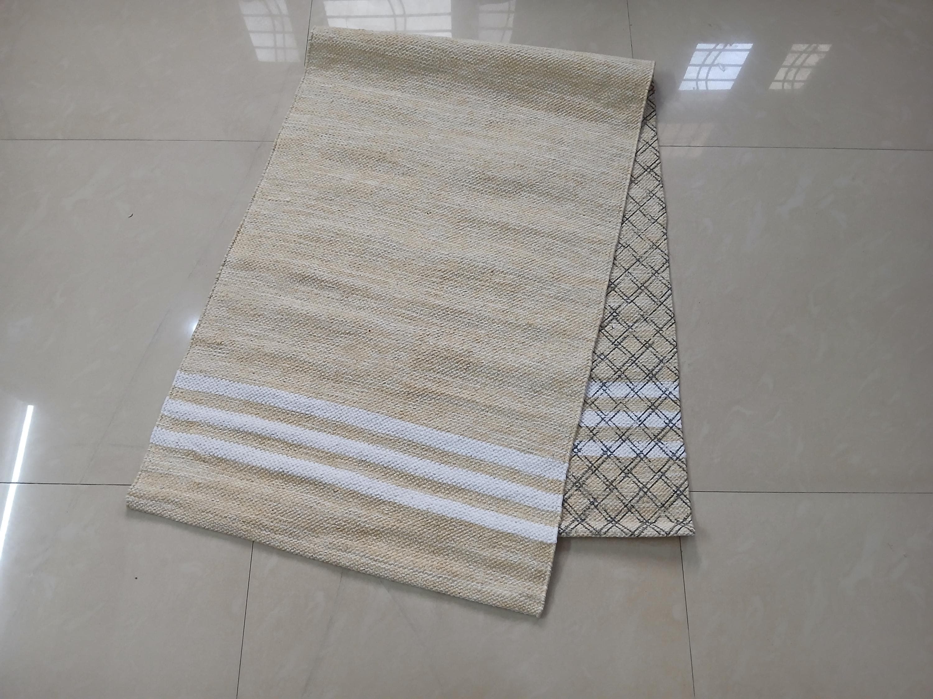Organic Cotton Yoga Mat: Handwoven Non-Slip Rug, Eco-Friendly - image 4