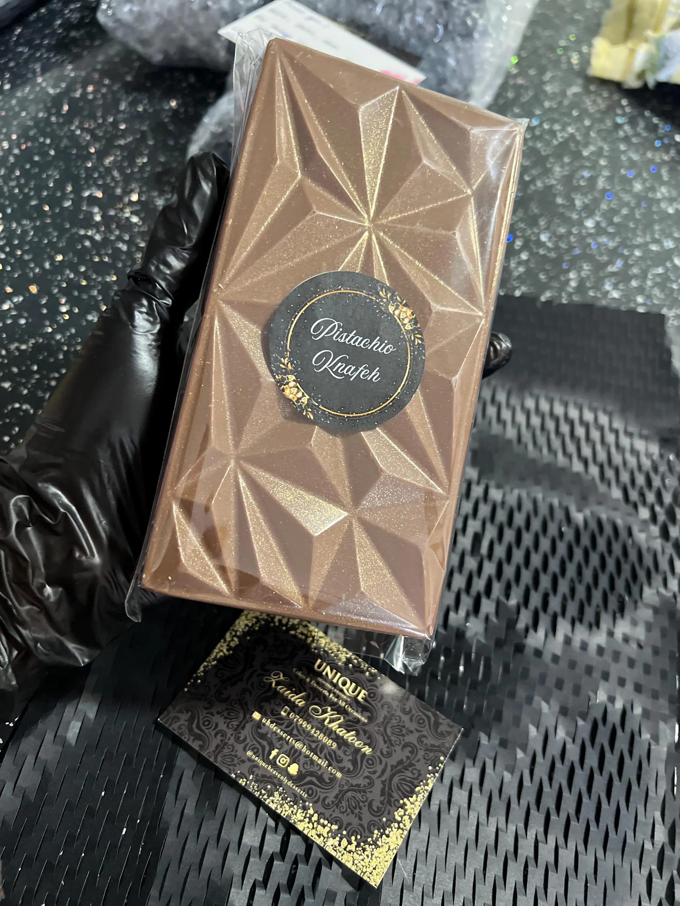 Viral Dubai Fix Pistachio Knafeh Chocolate Bar - XL SIZE ! The Most Delicious Treat For You & Your Loved Ones, Makes The Perfect Postal Gift