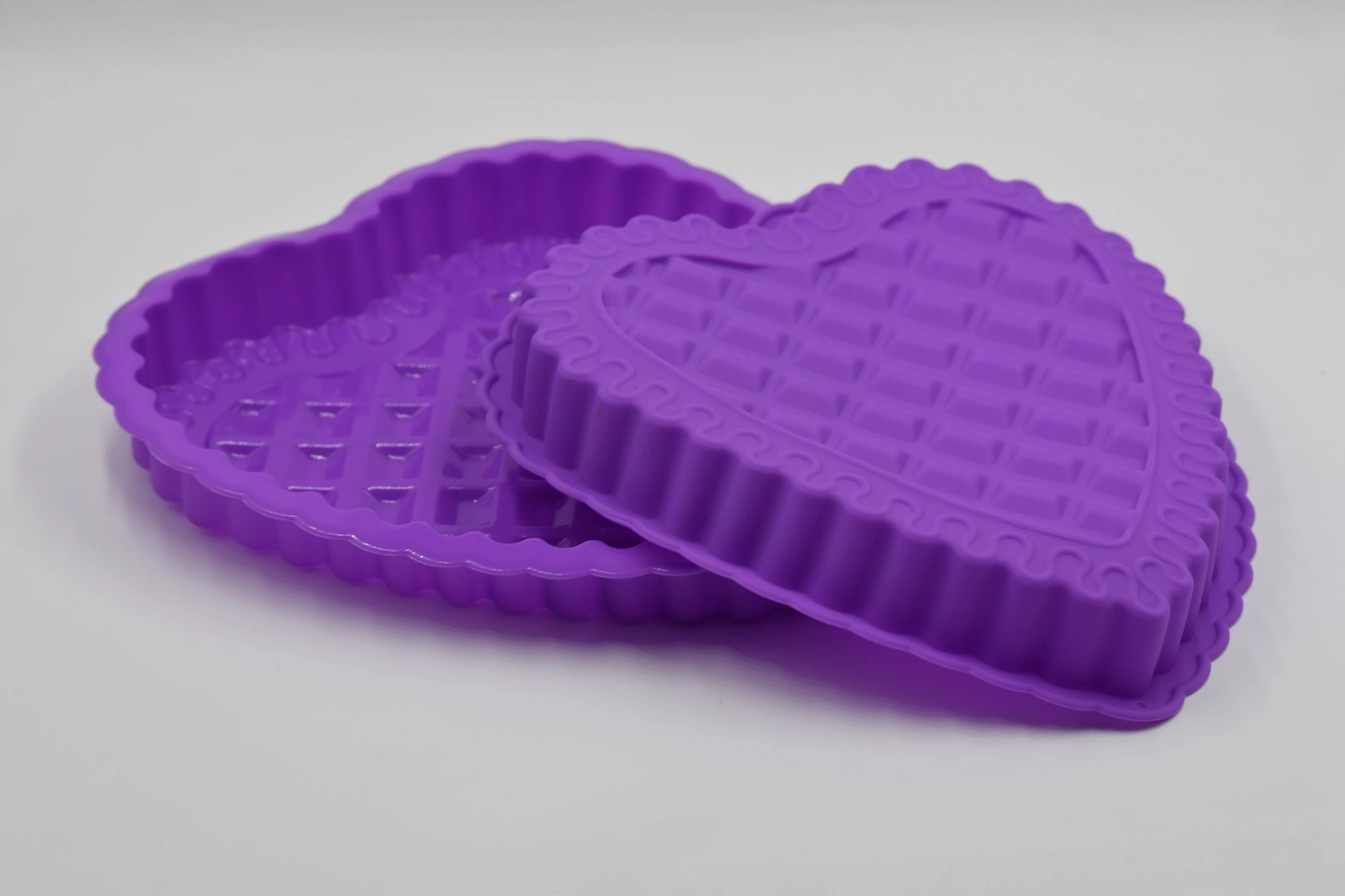 Heart Shaped Silicone Mould For Cake Bakes/Brownies/Slabs/Chocolate Slabs/Chocolates/Candles/Soaps & More. - image 4