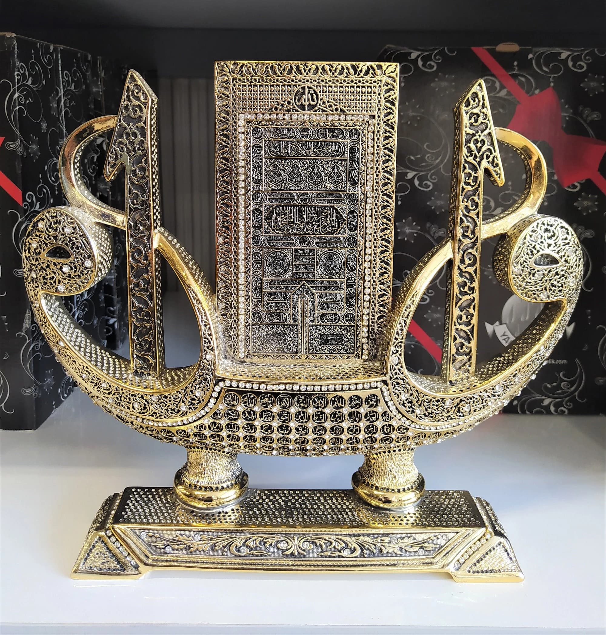 Kaaba Gate Ship Figurine, Gold Islamic Home Decor (27x30cm)