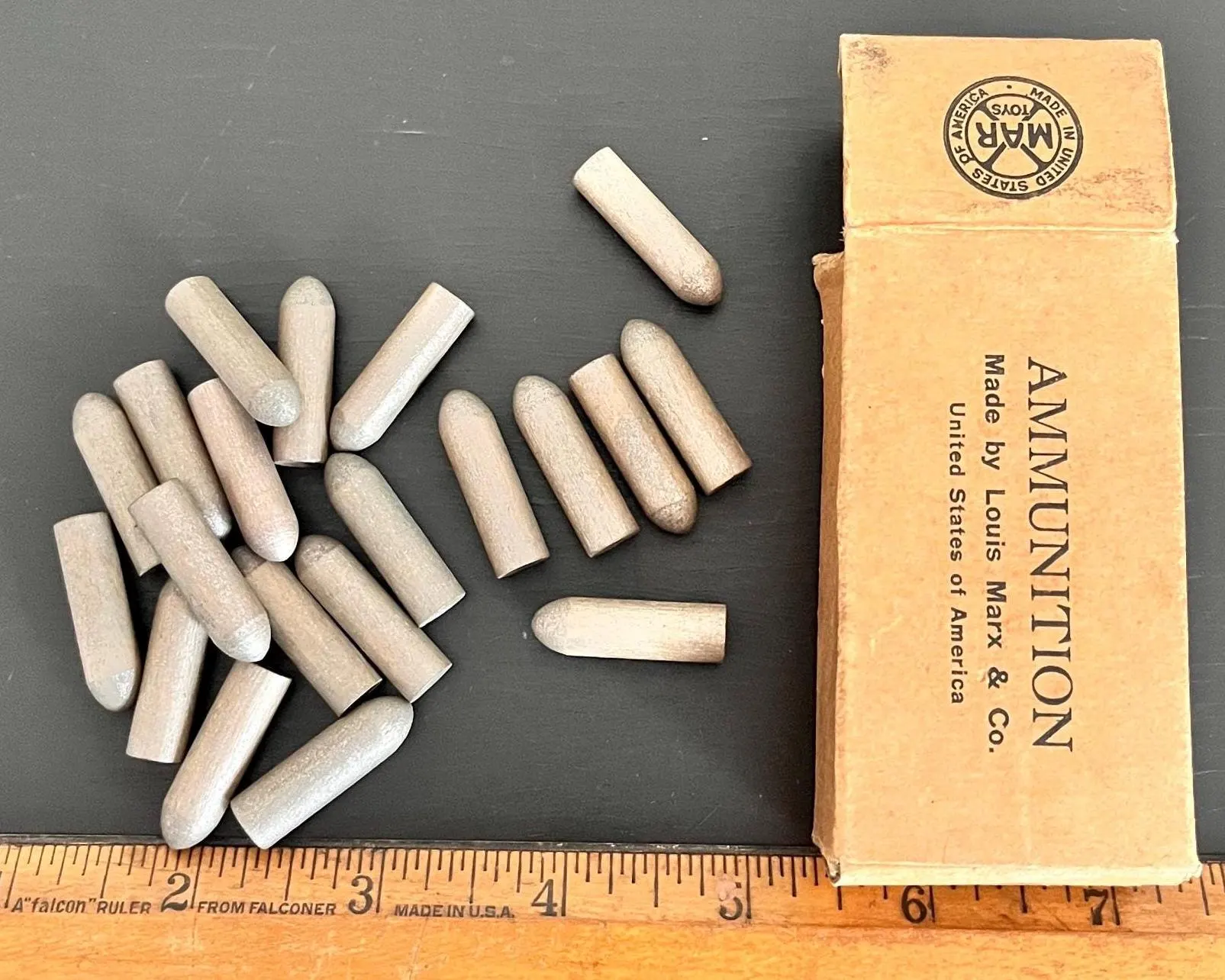 1930s Marx Pre War Deluxe Army Target Set with 21 Soldiers and Gun with Metal Wheels - image 3