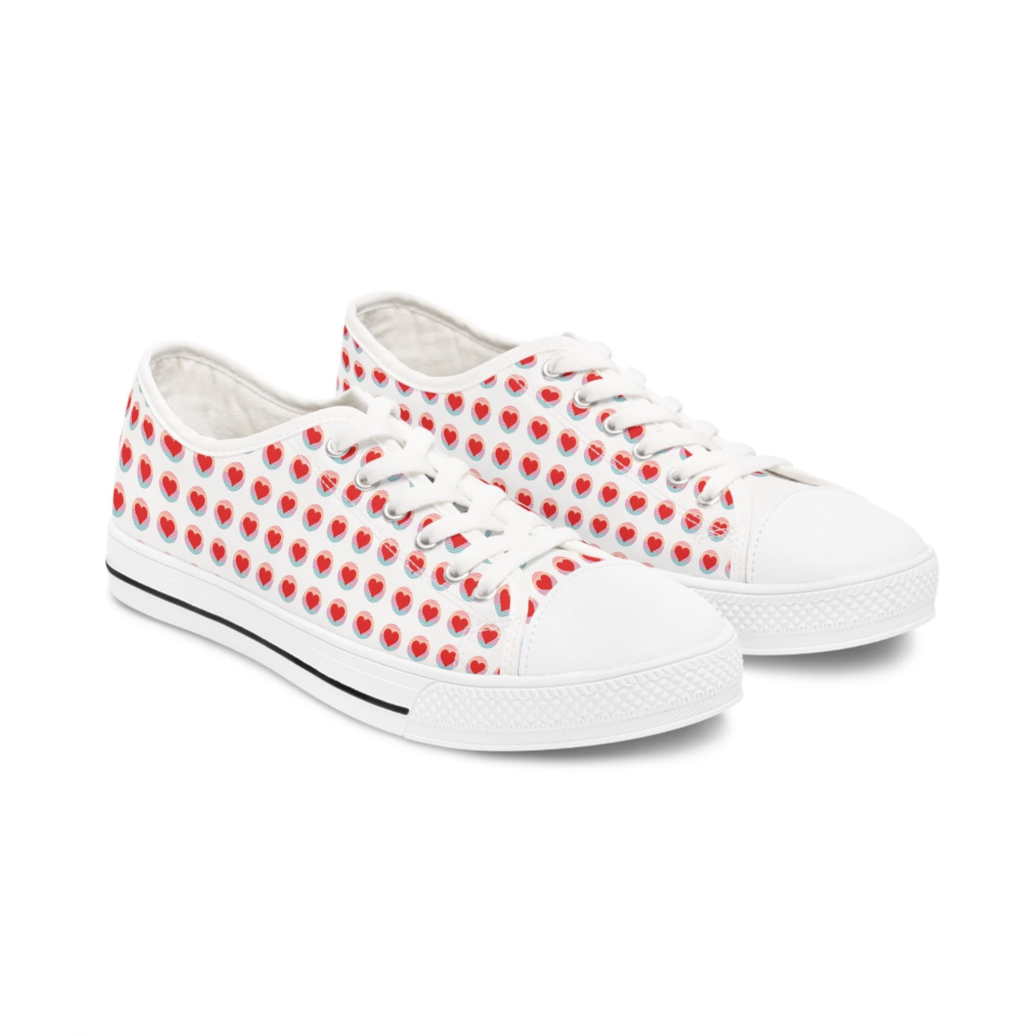 Heart Pattern Low Top Sneakers: Vintage-Inspired Women's Shoes