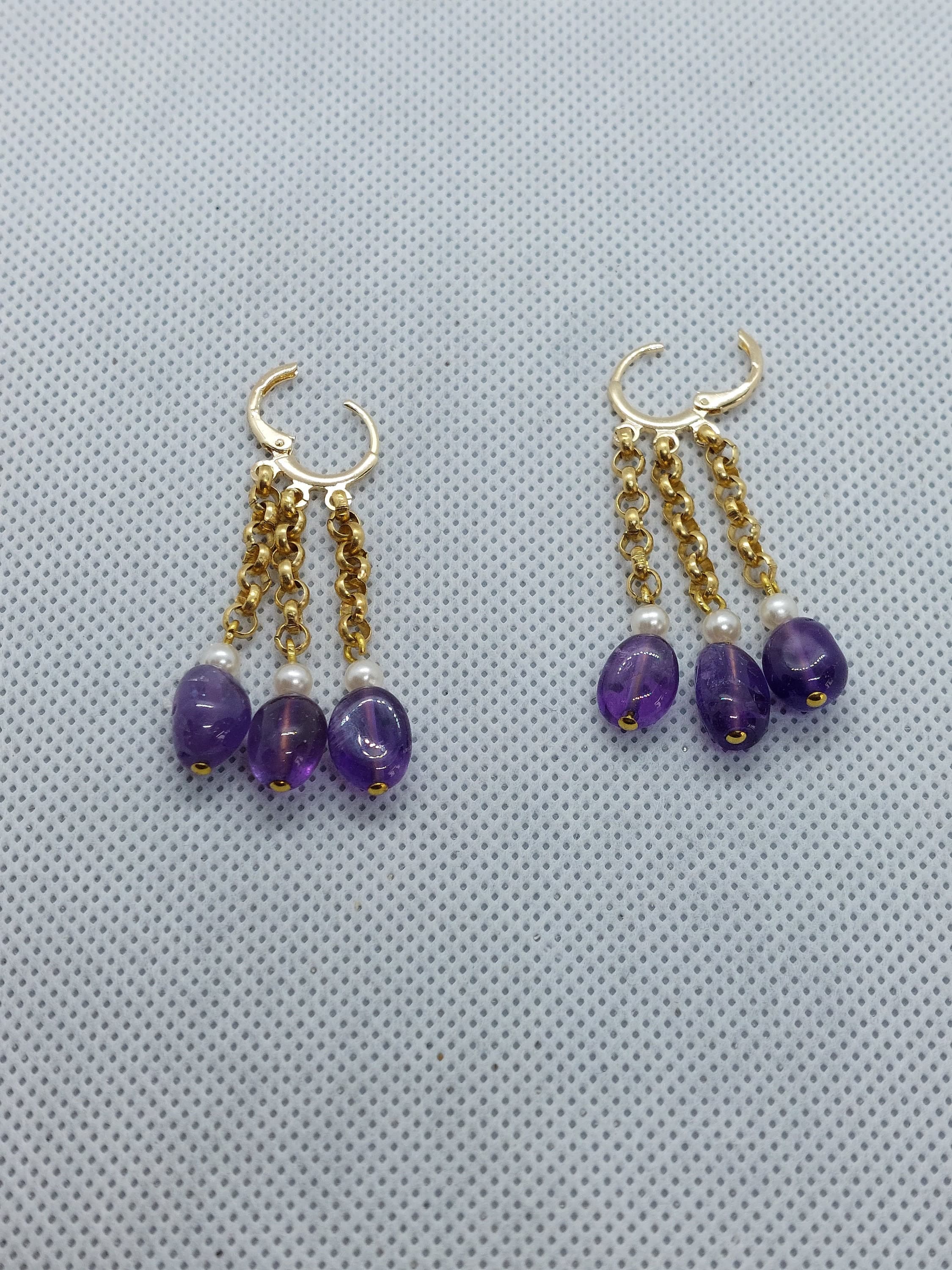 Frühmittelalter Ohrringe mit Amethyst und Perle in Gold