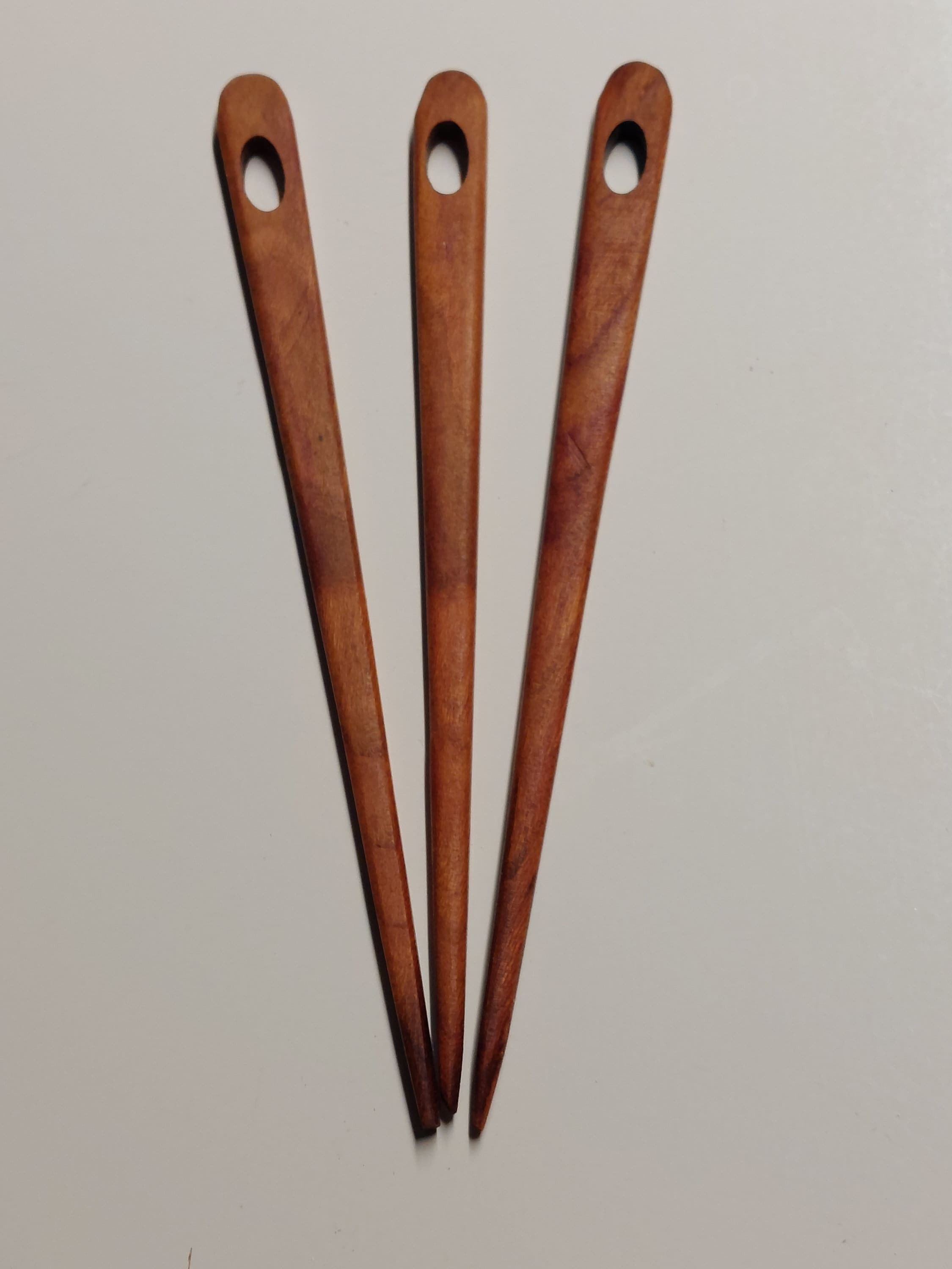 120 mm Nadel aus Birnbaum Holz zum Nalbinden HN-Bi-120, Wikinger Werkzeug, nålbinding Nadel, Nalbinding - image 3