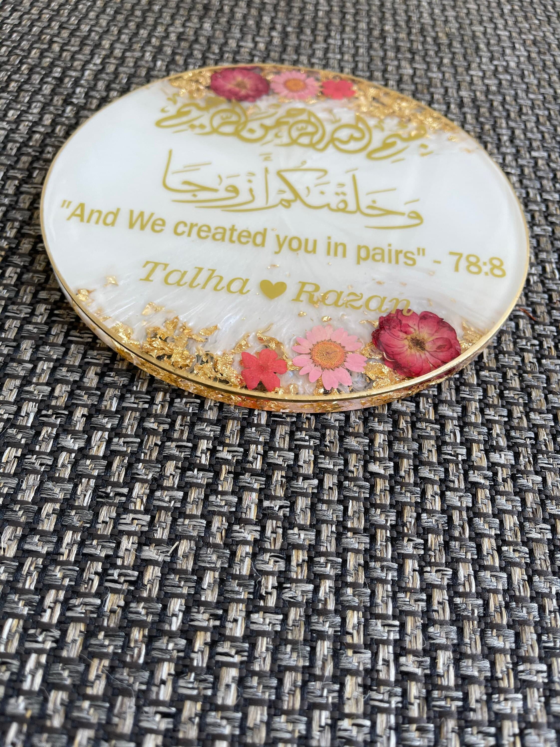 Islamic Wedding Gift Resin Plaque – Muslim Couple Decor – Arabic Calligraphy Anniversary Gift – Handmade Resin Art - image 3