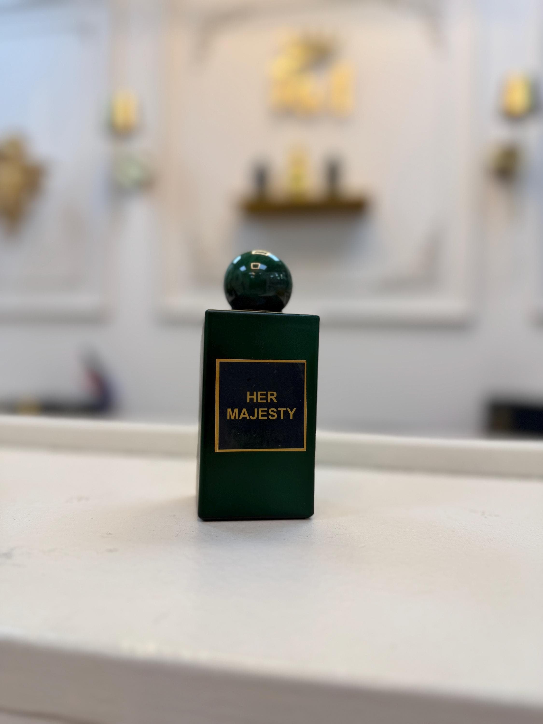 Her Majesty Fragrance Oil & Eau de Parfum | Fruity Musk Perfume | Long Lasting Unisex Scent | Elegant Arabian Fragrance - image 5