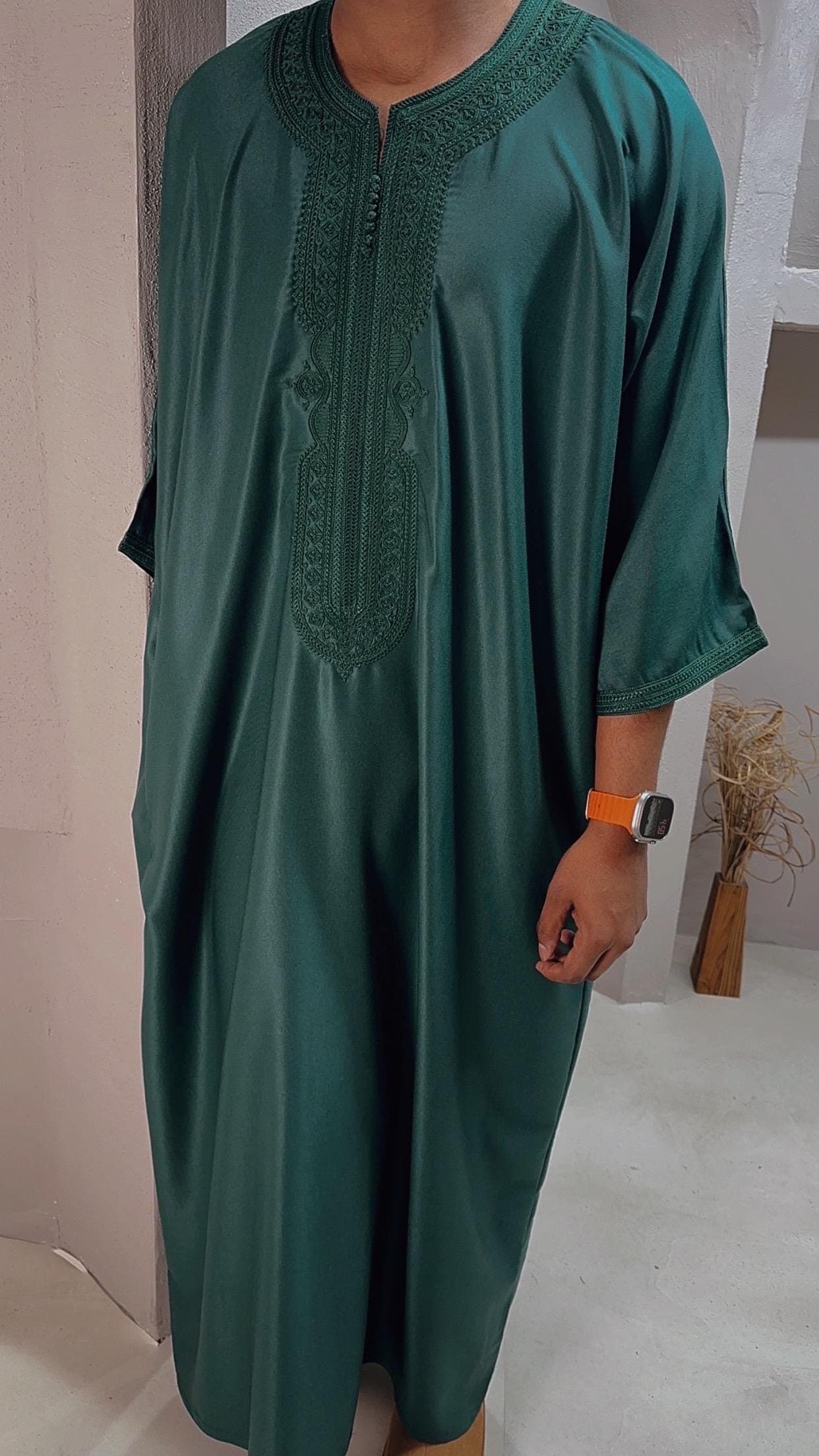 Emerald Green Moroccan Thobe: Premium Soft Cotton Blend - image 4