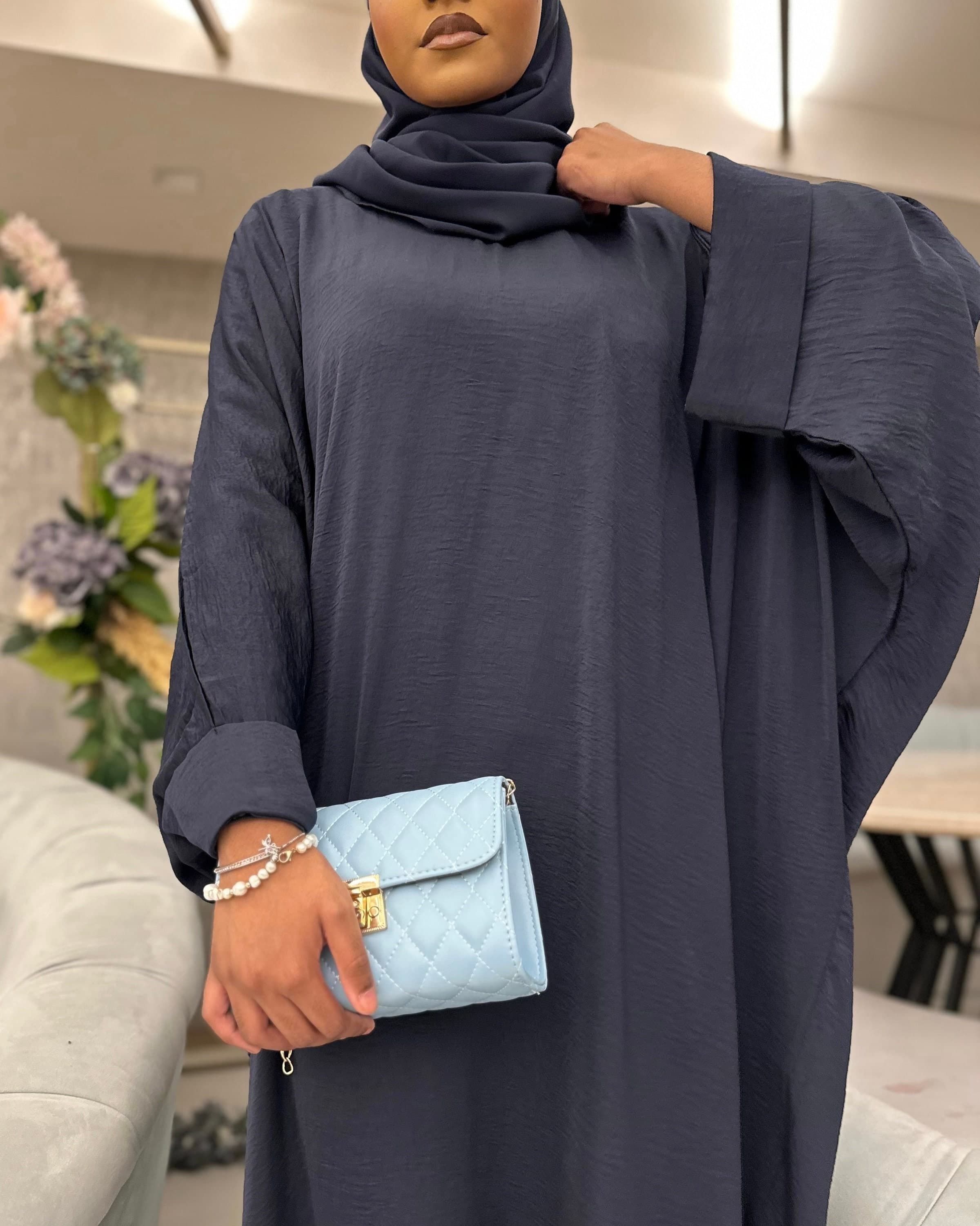 Umrah Abaya: Wudhu Friendly Butterfly Abaya with Clipped Sleeves - Lightweight for Tawaf (Berry) - image 5