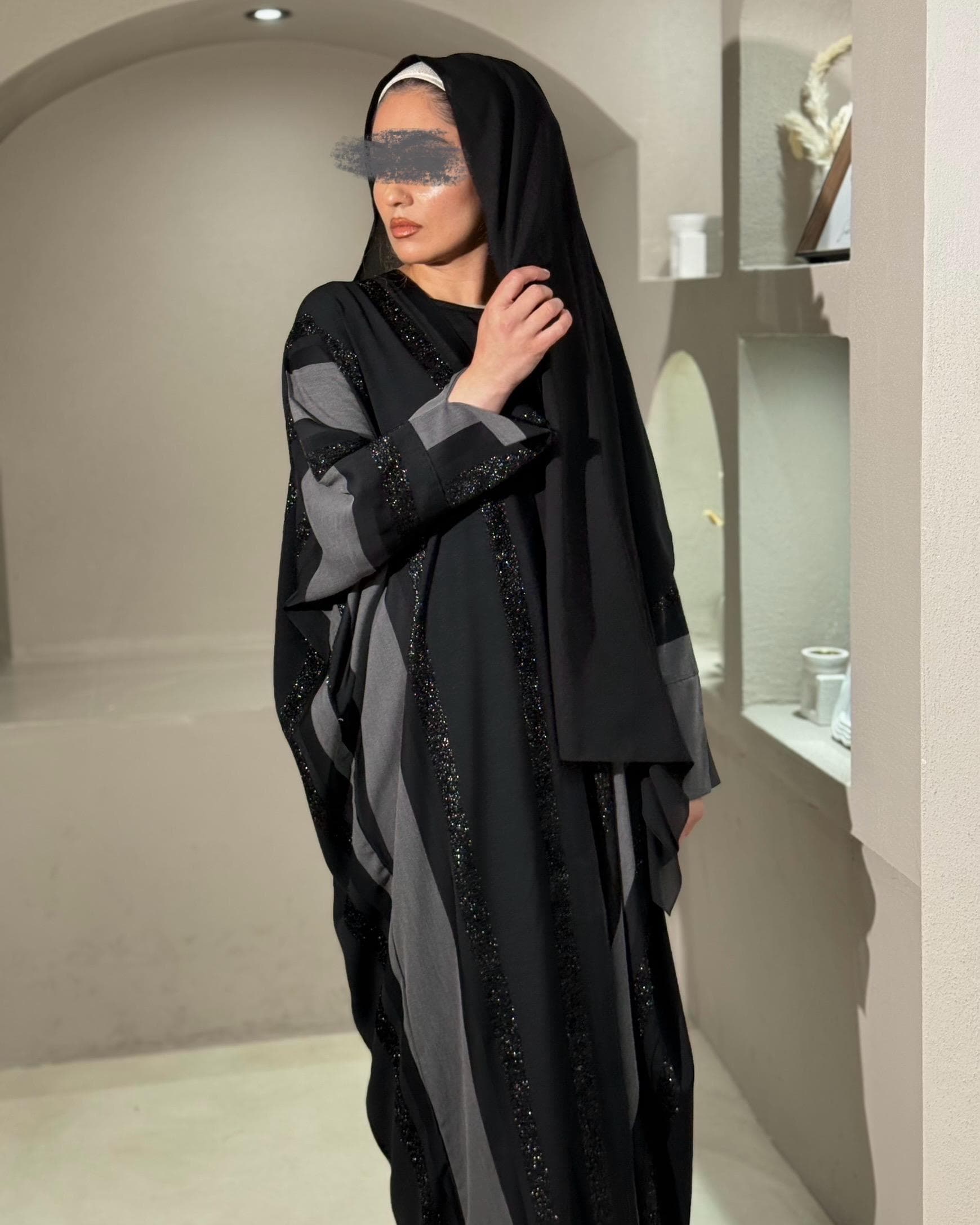 Striped Butterfly Abaya Set (Black) - image 4