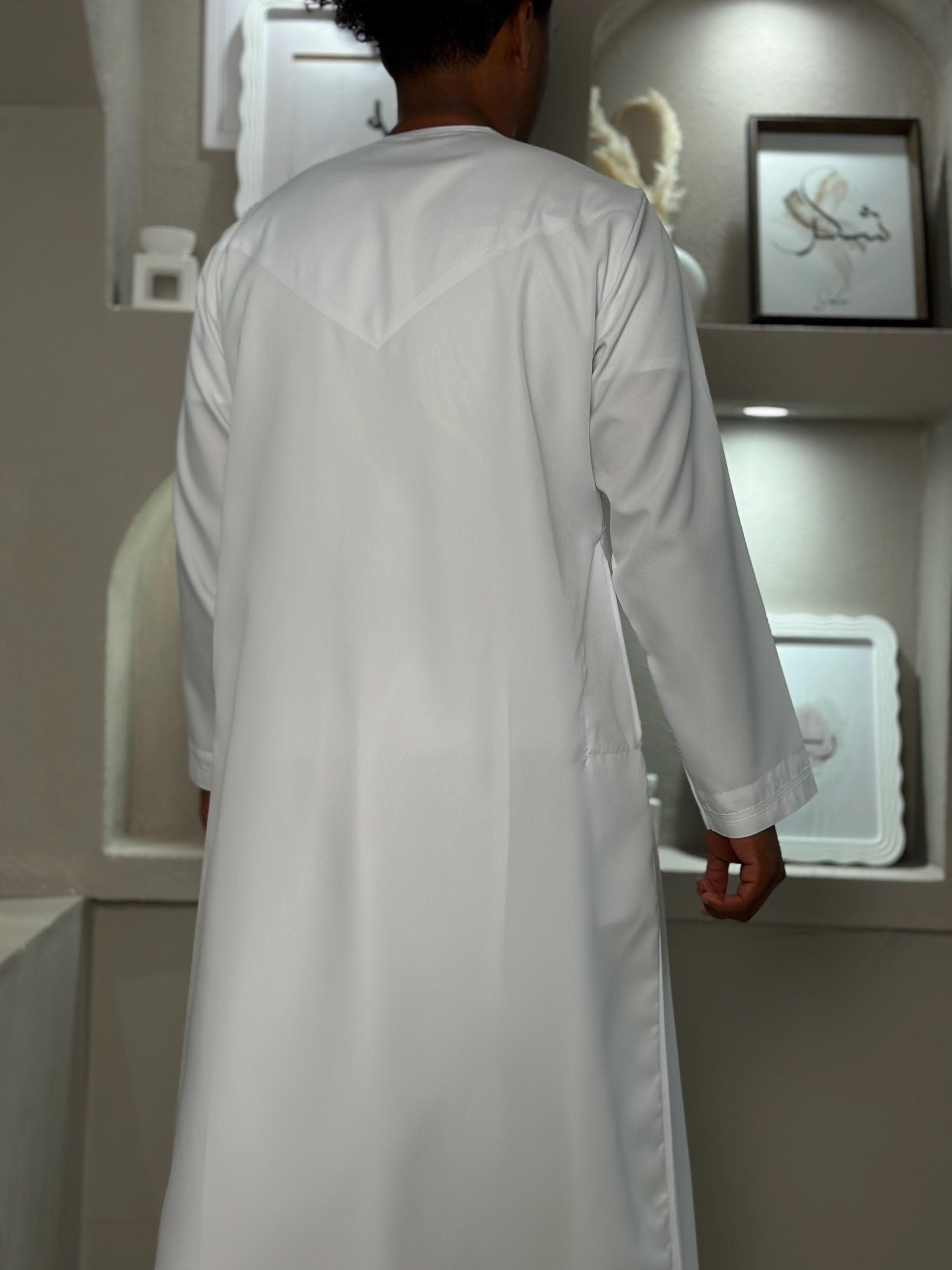 Emirati Omani Thobe with Zip and Tassel (Off-White) - image 4