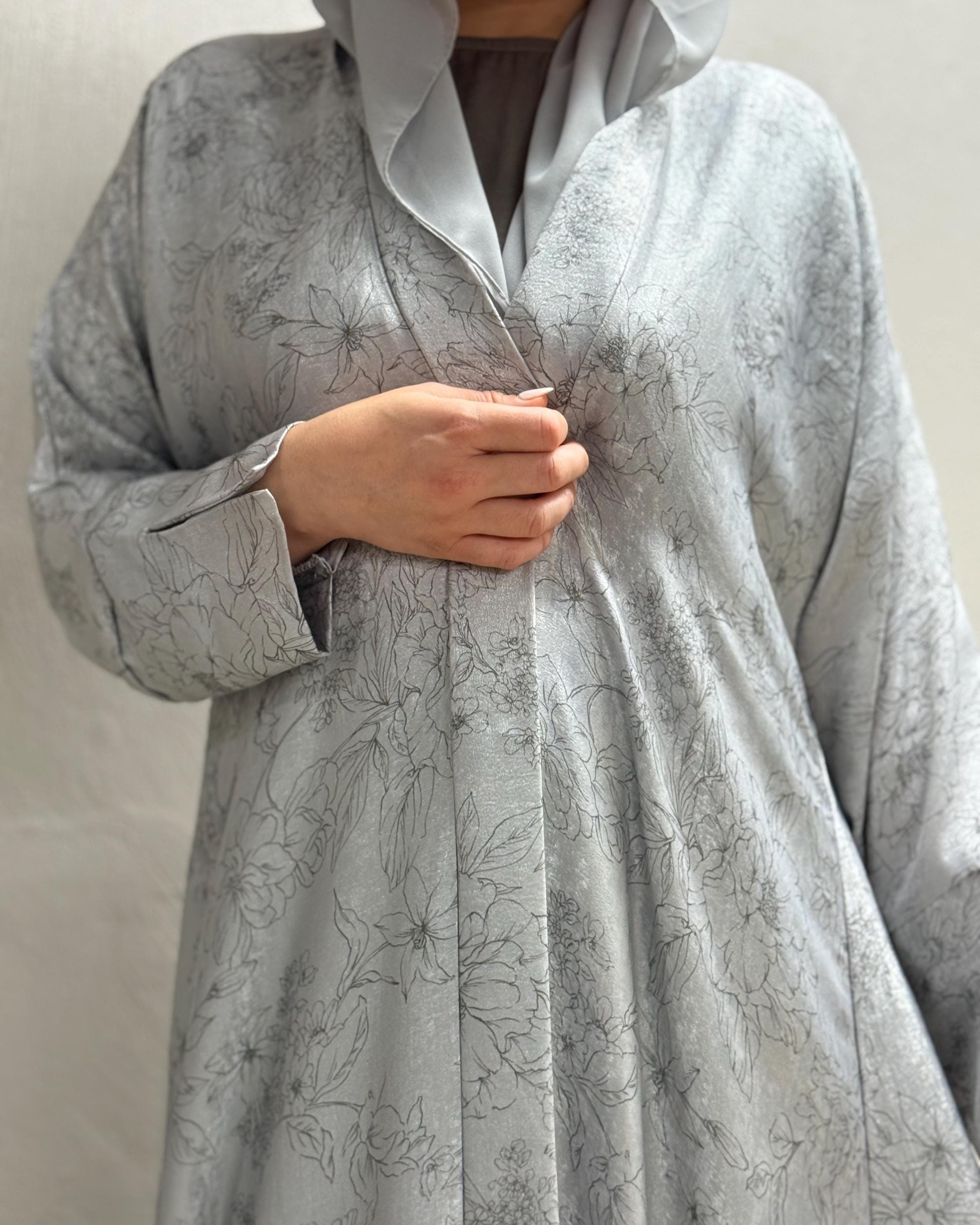 Three-Piece Metallic Set: Floral Patterned Cloche-Cut & Silky Inner Dress (Silver) - image 2