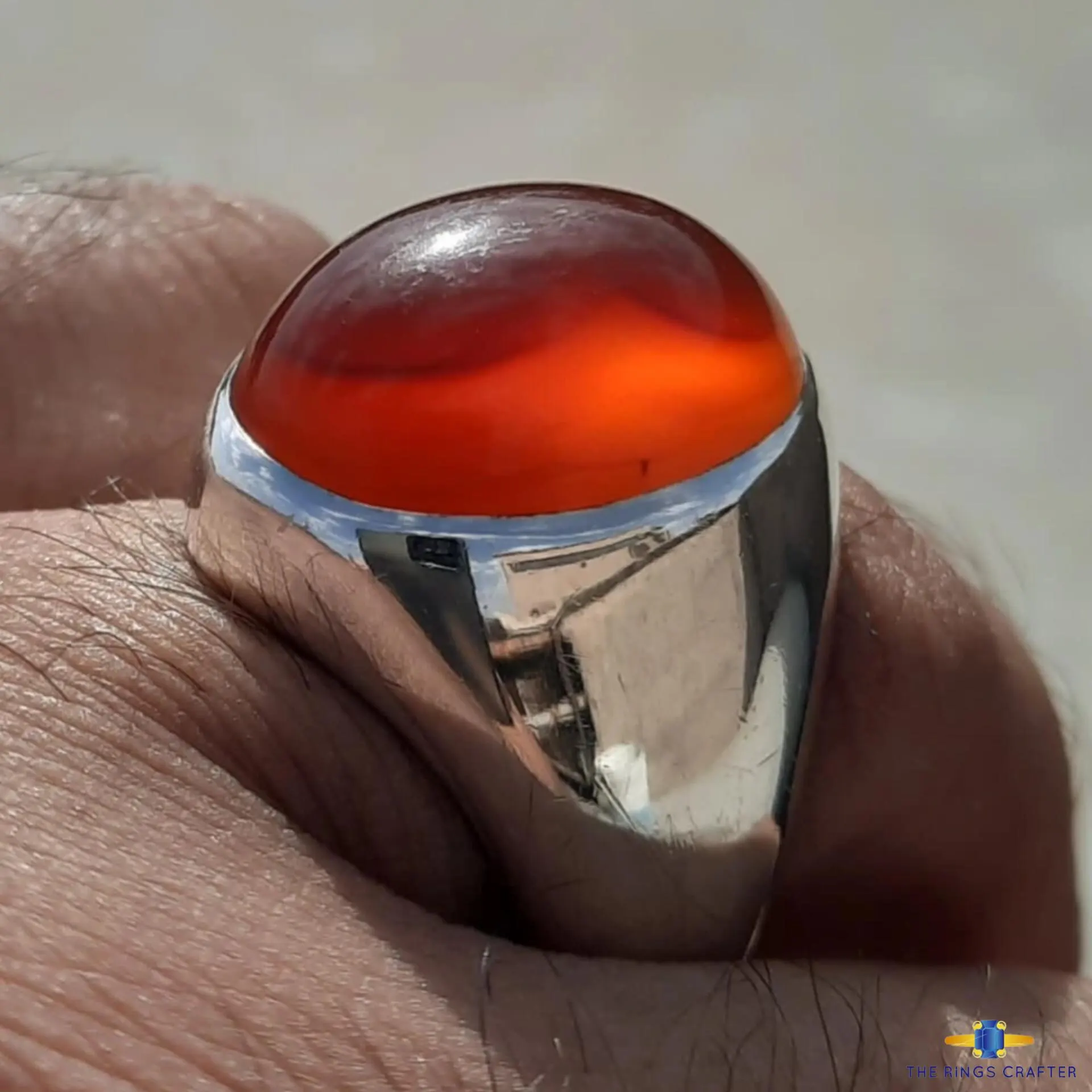 Natural Red Blood Yemeni Agate Stone Ring Rare Red Akik 925 Sterling Silver Handmade Cabochon Yemeni Aqeeq Ring for Men Anniversary Gift