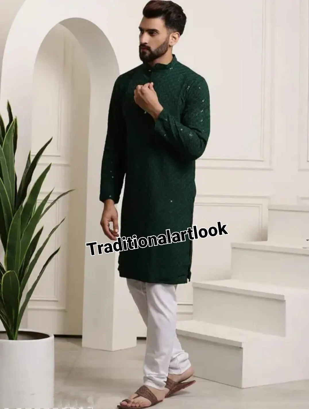 Man Chikankari kurta, Green color Paisley design, Outfit Men's Kurta set, - image 2