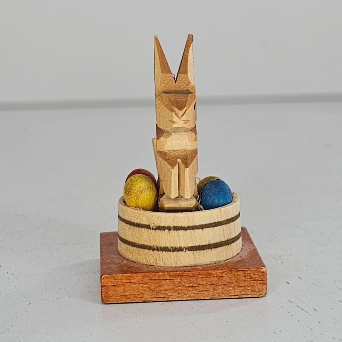Vintage Erzgebirge Emil Helbig Easter Bunny Egg Nest Wood Carved Miniature - image 3