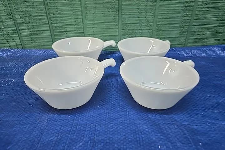 Oven Proof Anchor White Glass Skillets Set of Four Handled Milk Glass Bowls