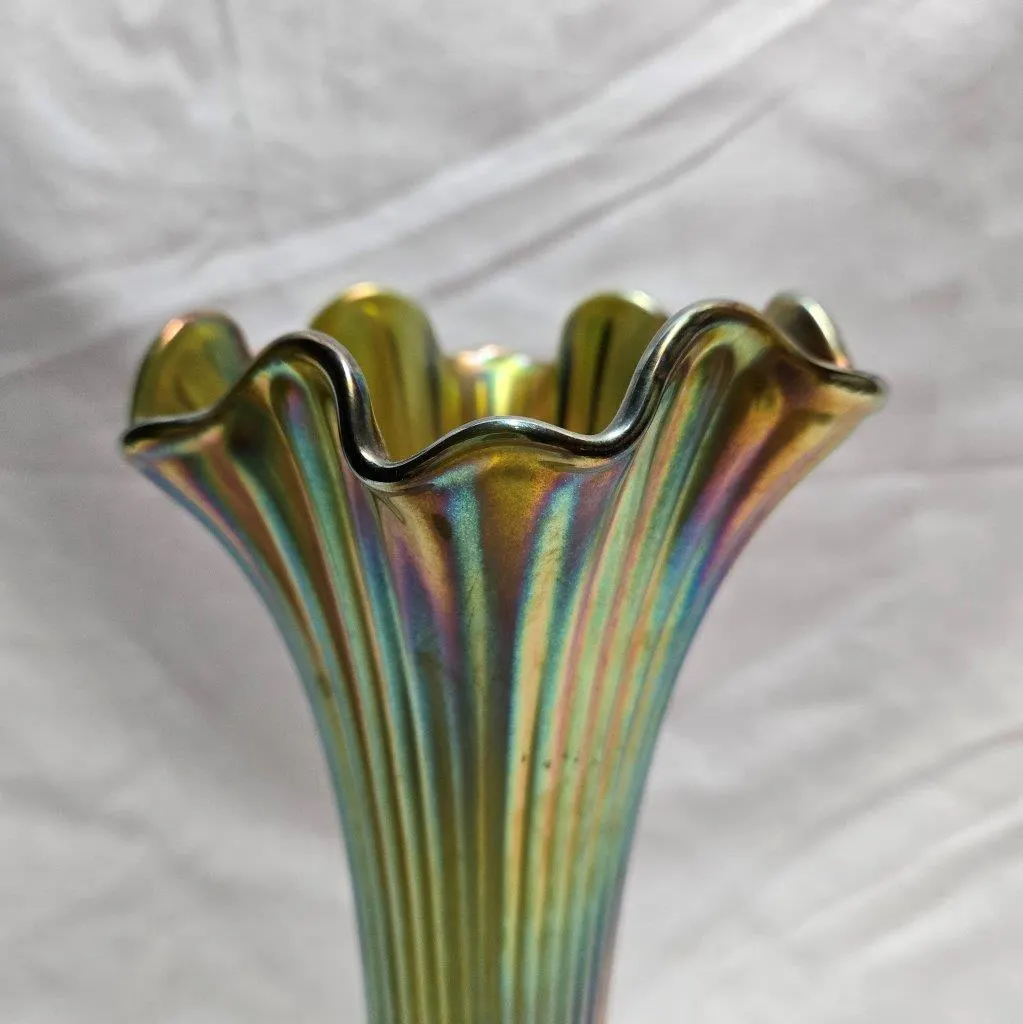 Vintage Iridescent Carnival Glass Vase: Ruffled Top, Green & Yellow Décor