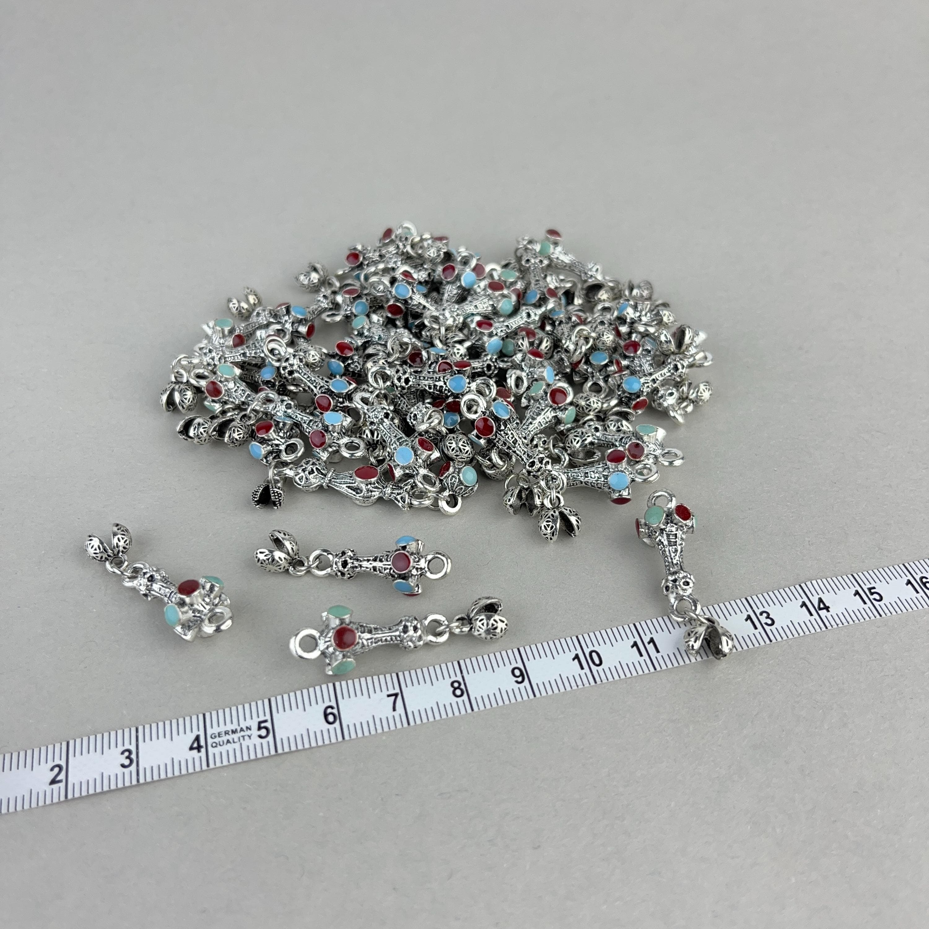 Tasbih Tassel Accessory: Metal Rosary Connector (30x10 MM)