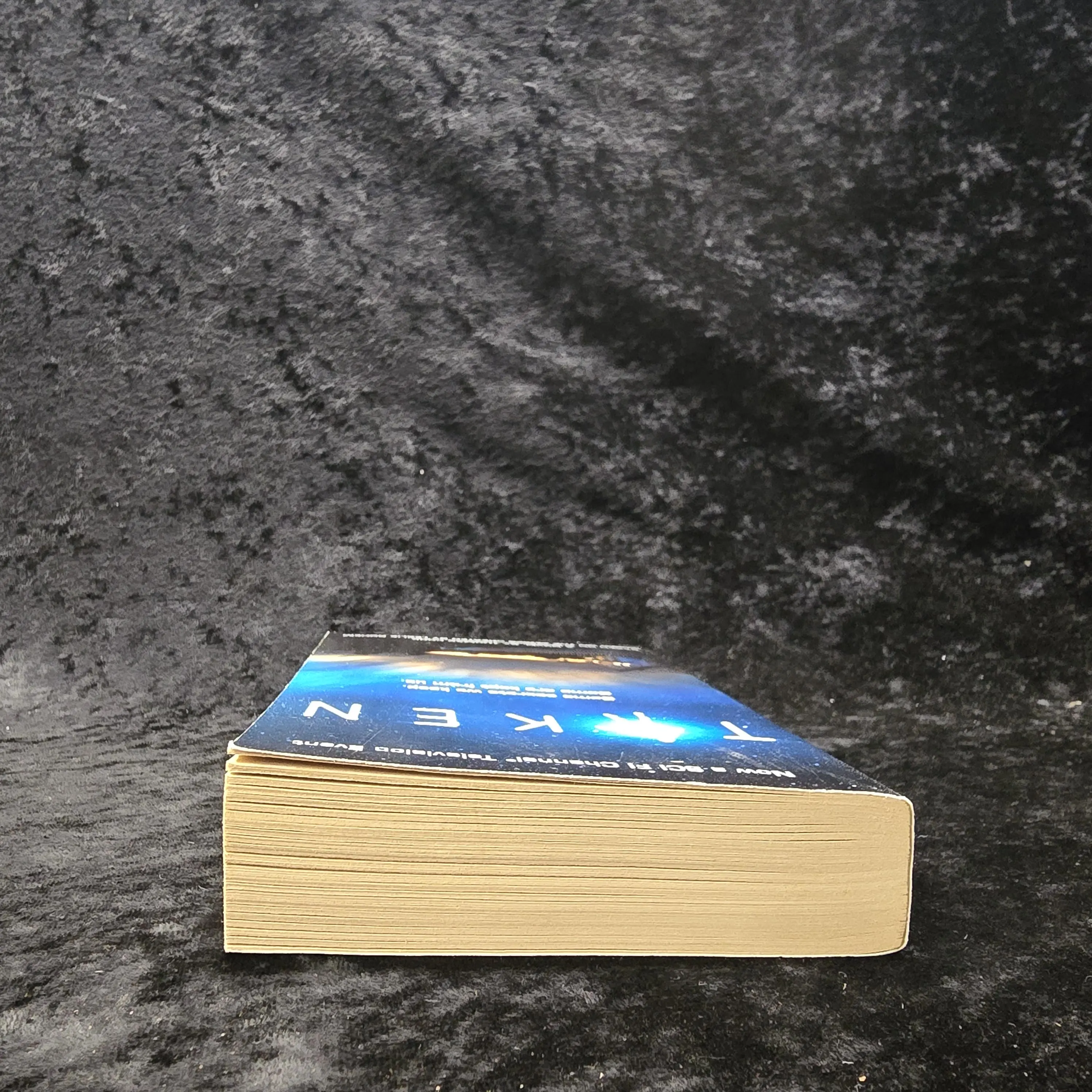Taken by Thomas Cook - 2002 Vintage Sci-Fi TV tie-in paperback book - image 5