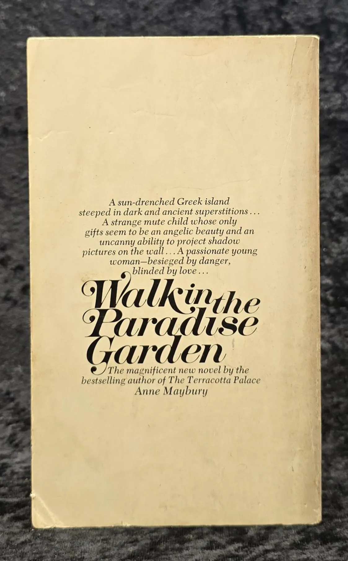 Walk in the Paradise Garden by Anne Maybury - 1973 Vintage Gothic romance paperback book - image 3