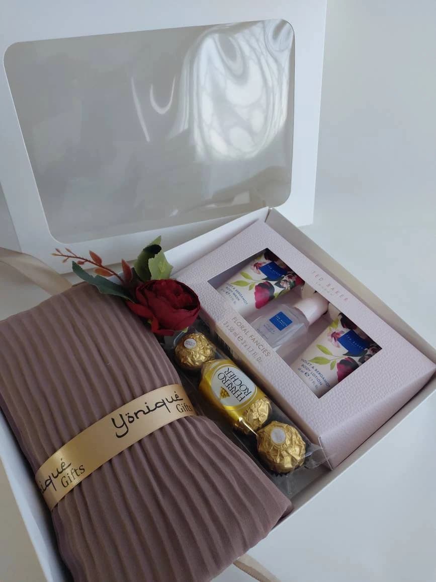 Eid Hijab gift box,scarf gift box,mothers day gift,graduation,islamic gift,nikah gift,hijab bouquet,hijab hamper,eidgift, ramadan gift, - image 2