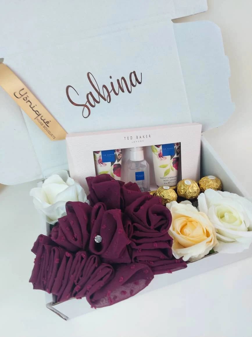 Eid Hijab gift box,scarf gift box,,mothers day gift,graduation,islamic gift,nikah gift,hijab bouquet,hijab hamper,ramadan gift,eid gift - image 4