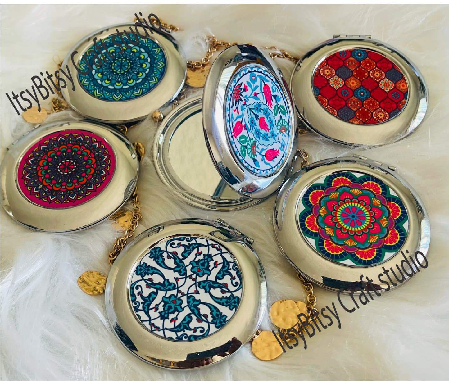 Personalized Compact Mirror, Pocket Mirror, Bridesmaid Gift, Custom design Mirror, Customized Bridesmaid Mirror, Baby shower, Bridal shower