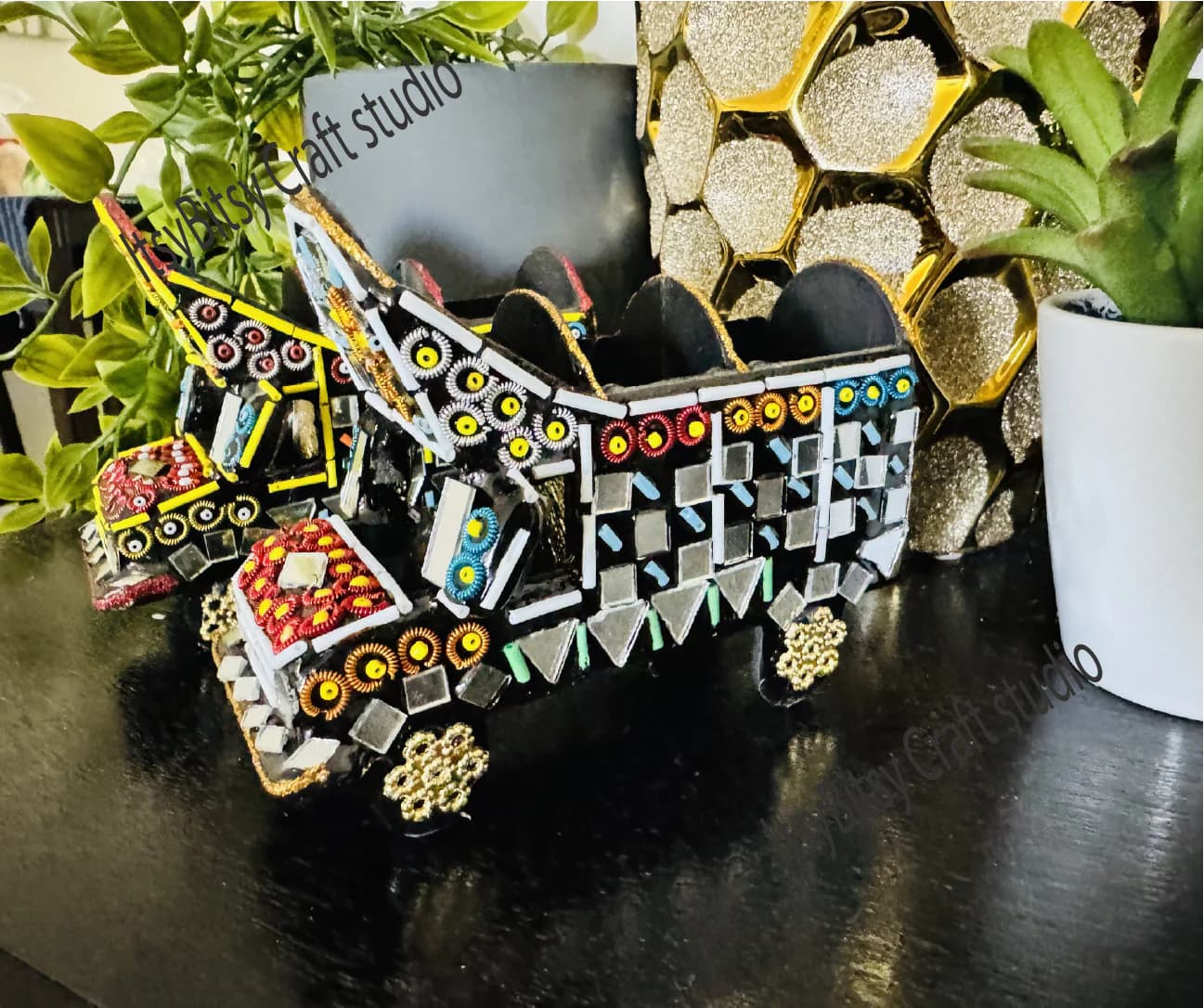 Handcrafted Pakistani Truck Art Decor: Ethnic Mirror Work Truck - image 3