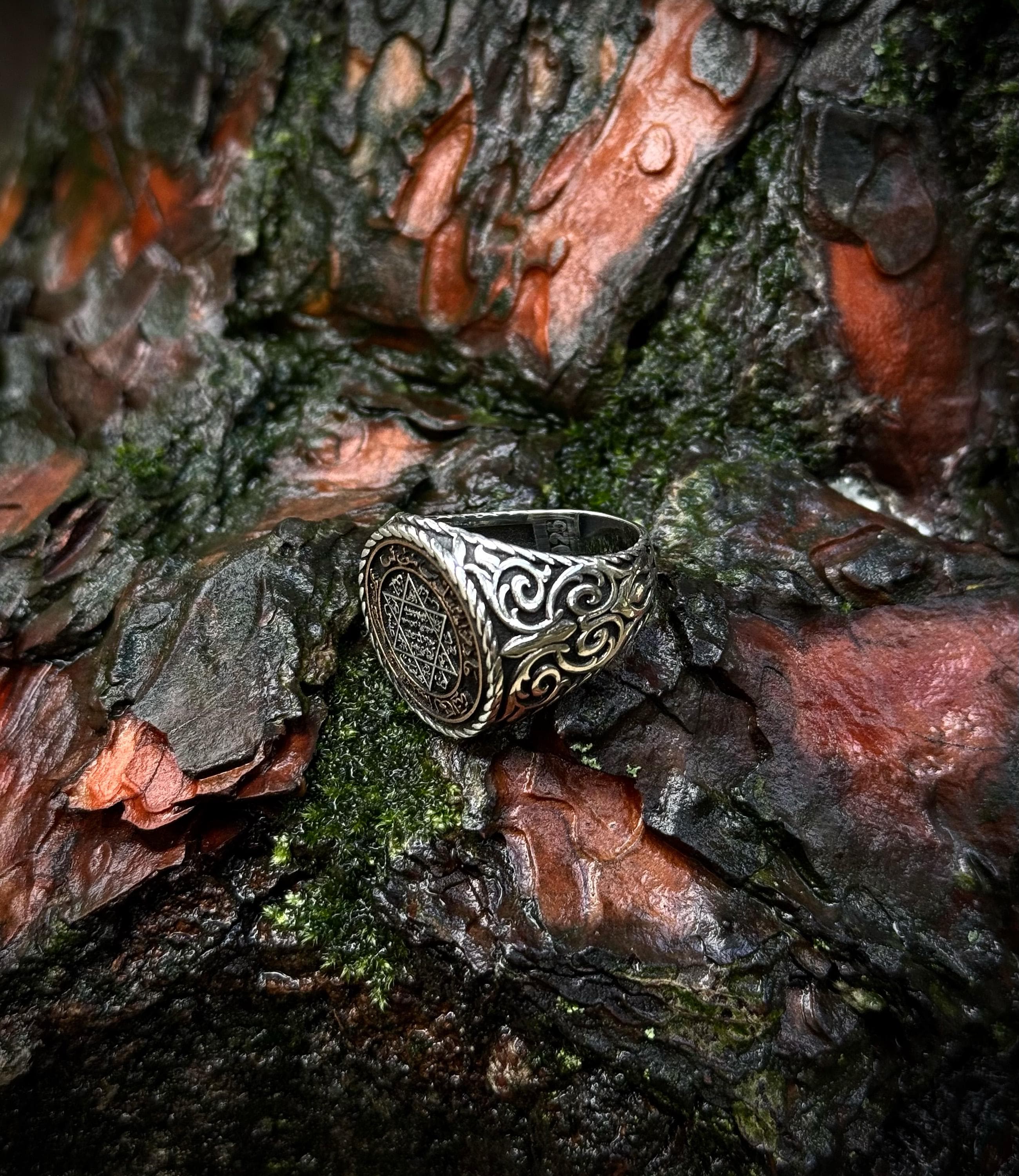 Seal of Solomon Signet Ring in 925 Sterling Silver with Hexagram Detail - image 4