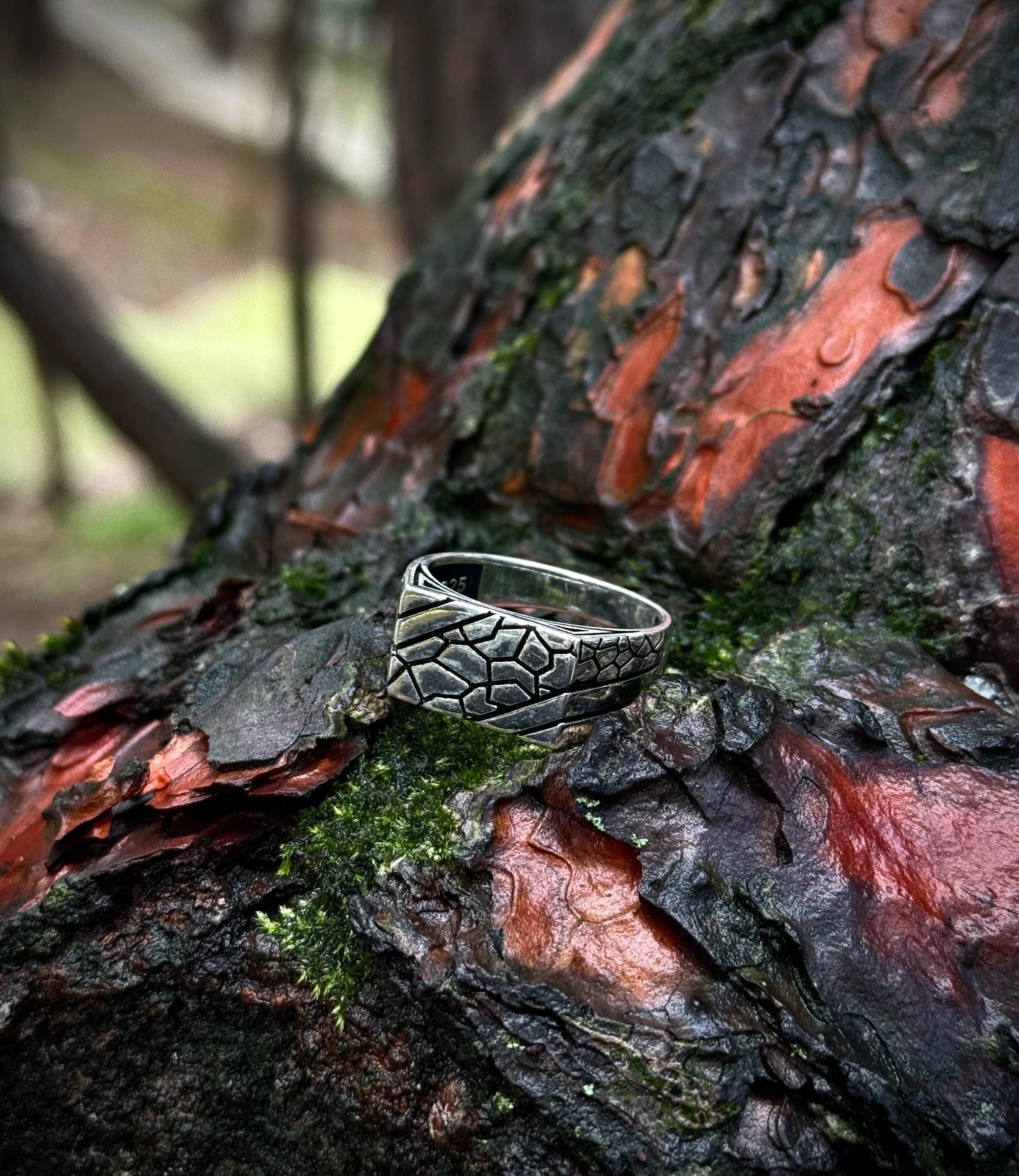 Rectangular Textured Signet Ring in 925 Sterling Silver, Cracked Geometric Design - image 5