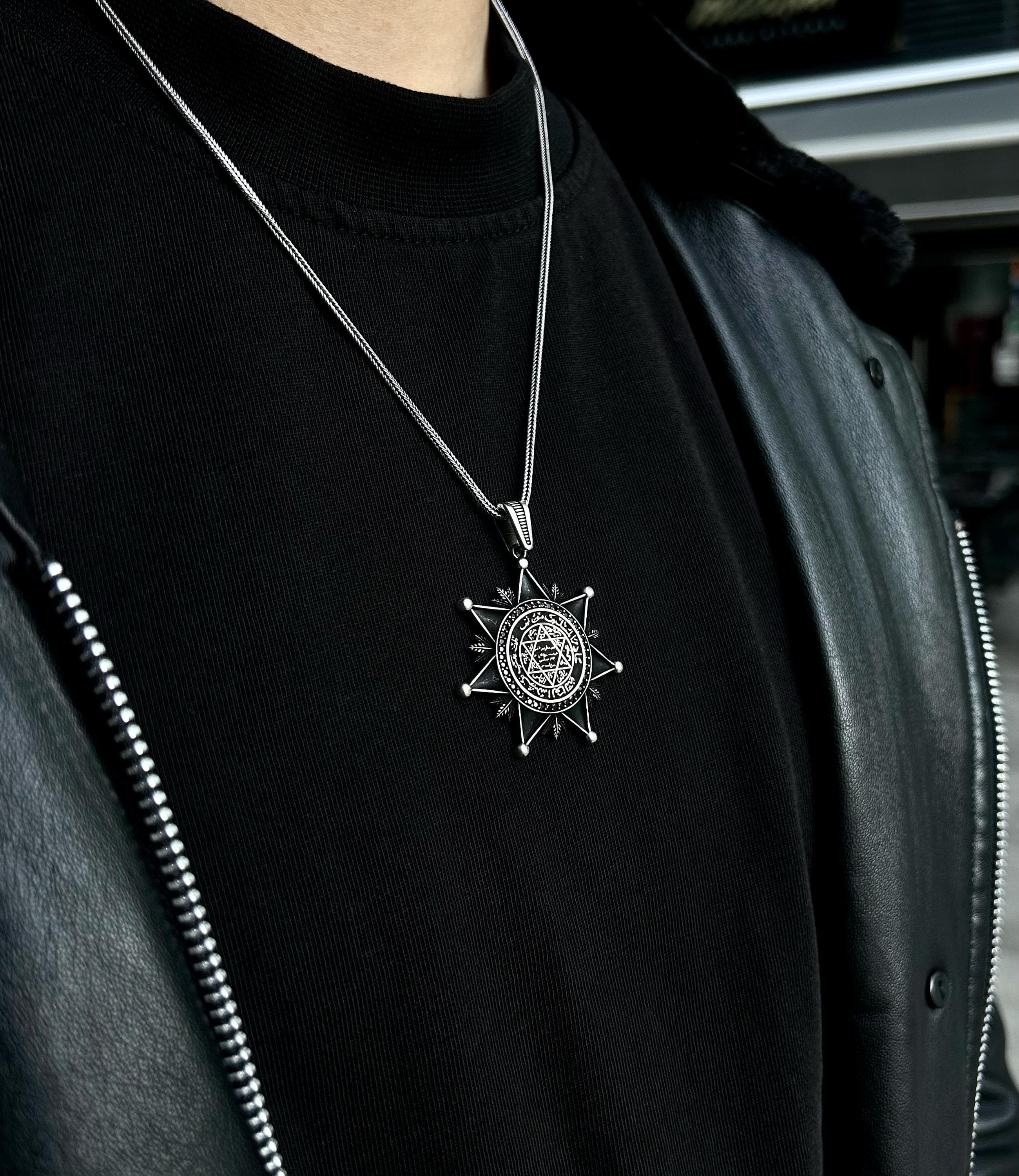 Large King Solomon Seal pendant made of 925 sterling silver, witch amulet for spell protection and spiritual defense.