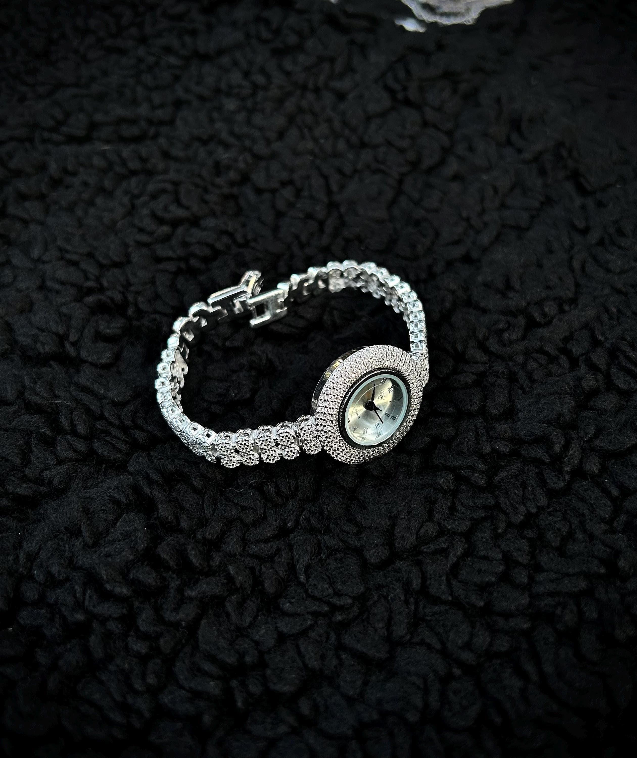 Elegant Handmade Women’s Jewelry Gift – Dress Watch
